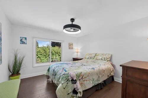 Photo 29 of 18 Hammond Crescent, London, North G — HOMEH