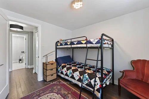 Photo 30 of 18 Hammond Crescent, London, North G — HOMEH