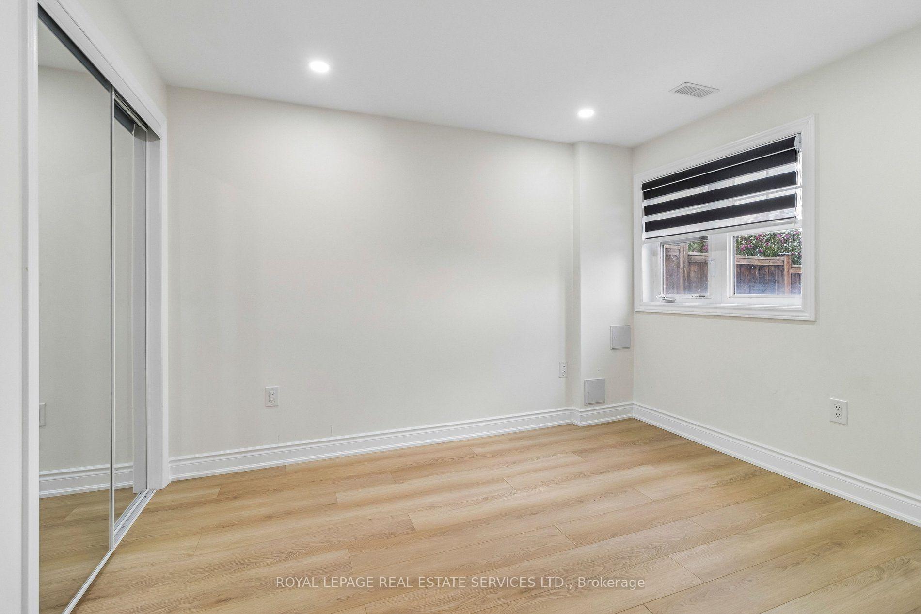 Photo 11 of Unit Unit 2, 12 Locomotive Crescent, Brampton, Northwest Brampton — HOMEH
