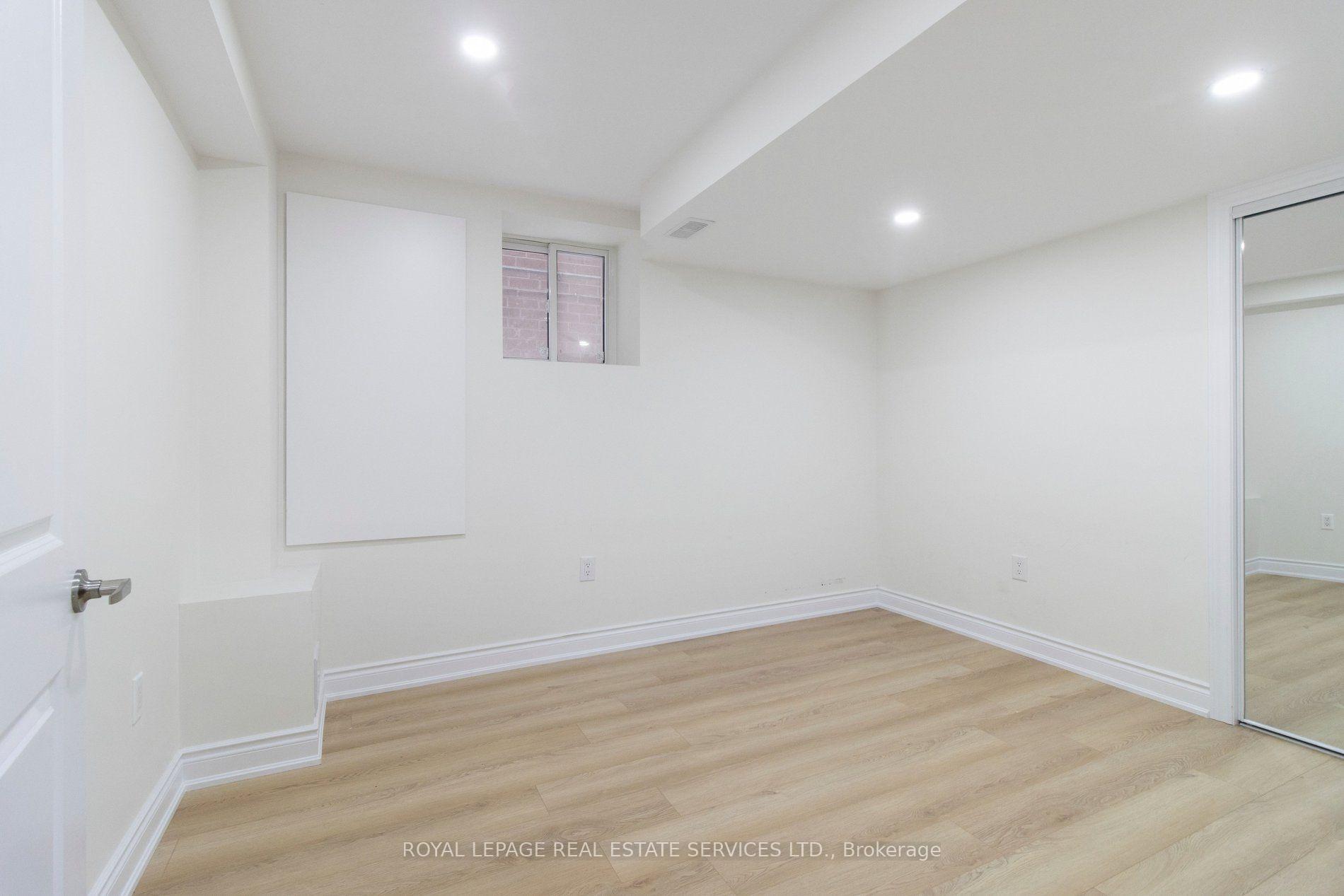 Photo 14 of Unit Unit 2, 12 Locomotive Crescent, Brampton, Northwest Brampton — HOMEH