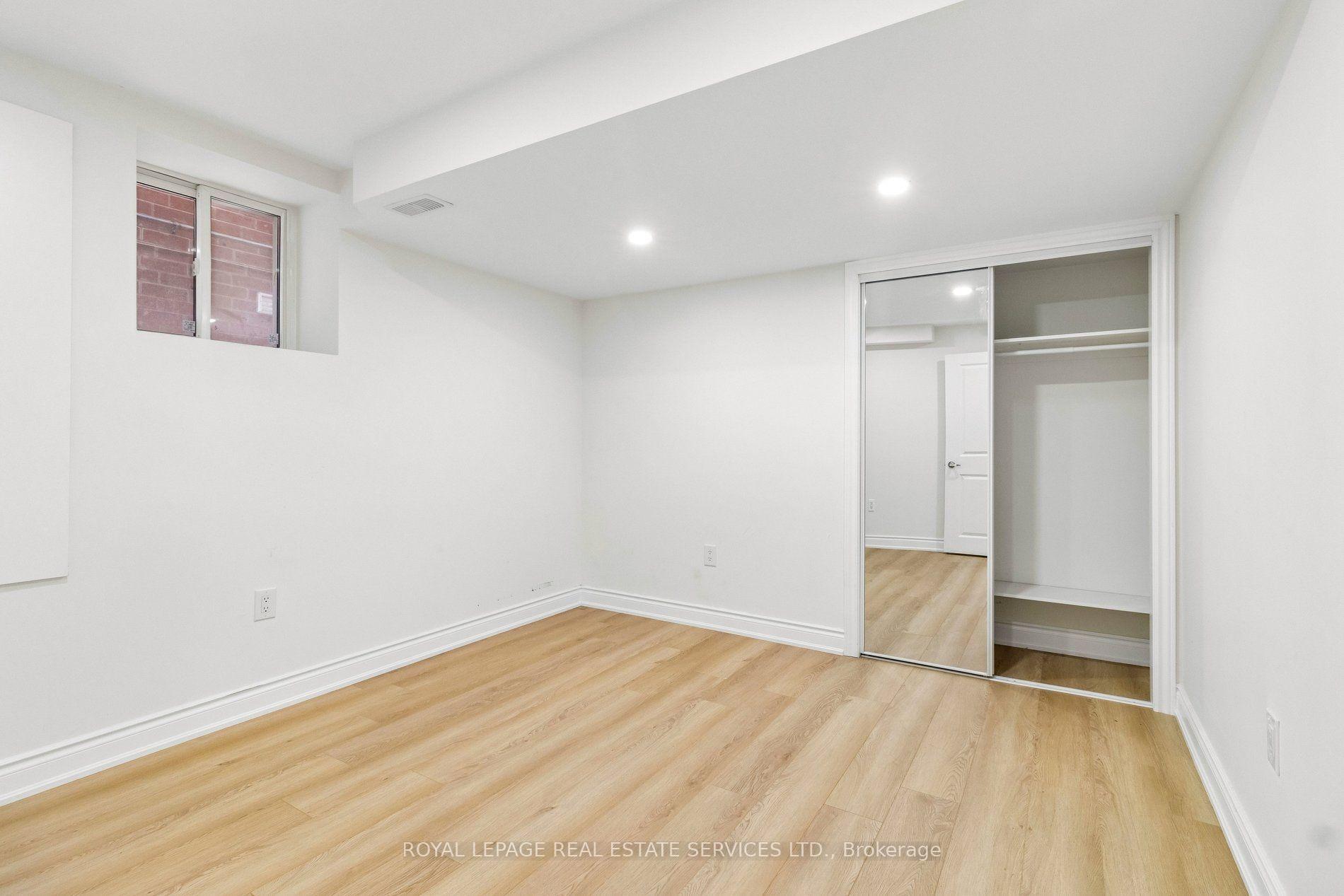 Photo 15 of Unit Unit 2, 12 Locomotive Crescent, Brampton, Northwest Brampton — HOMEH