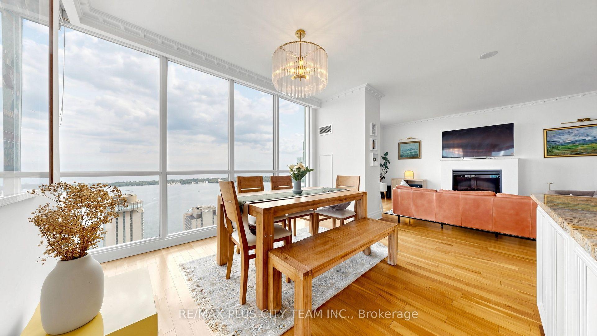 Photo 6 of Unit 5005, 16 Harbour Street, Toronto, Waterfront Communities — HOMEH