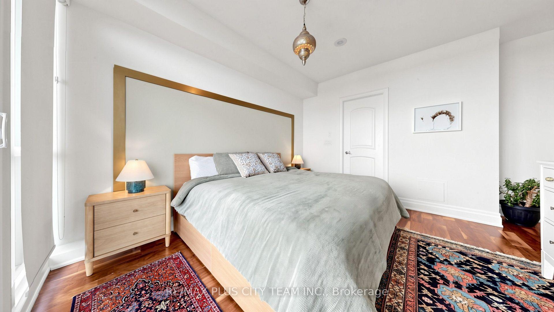 Photo 15 of Unit 5005, 16 Harbour Street, Toronto, Waterfront Communities — HOMEH