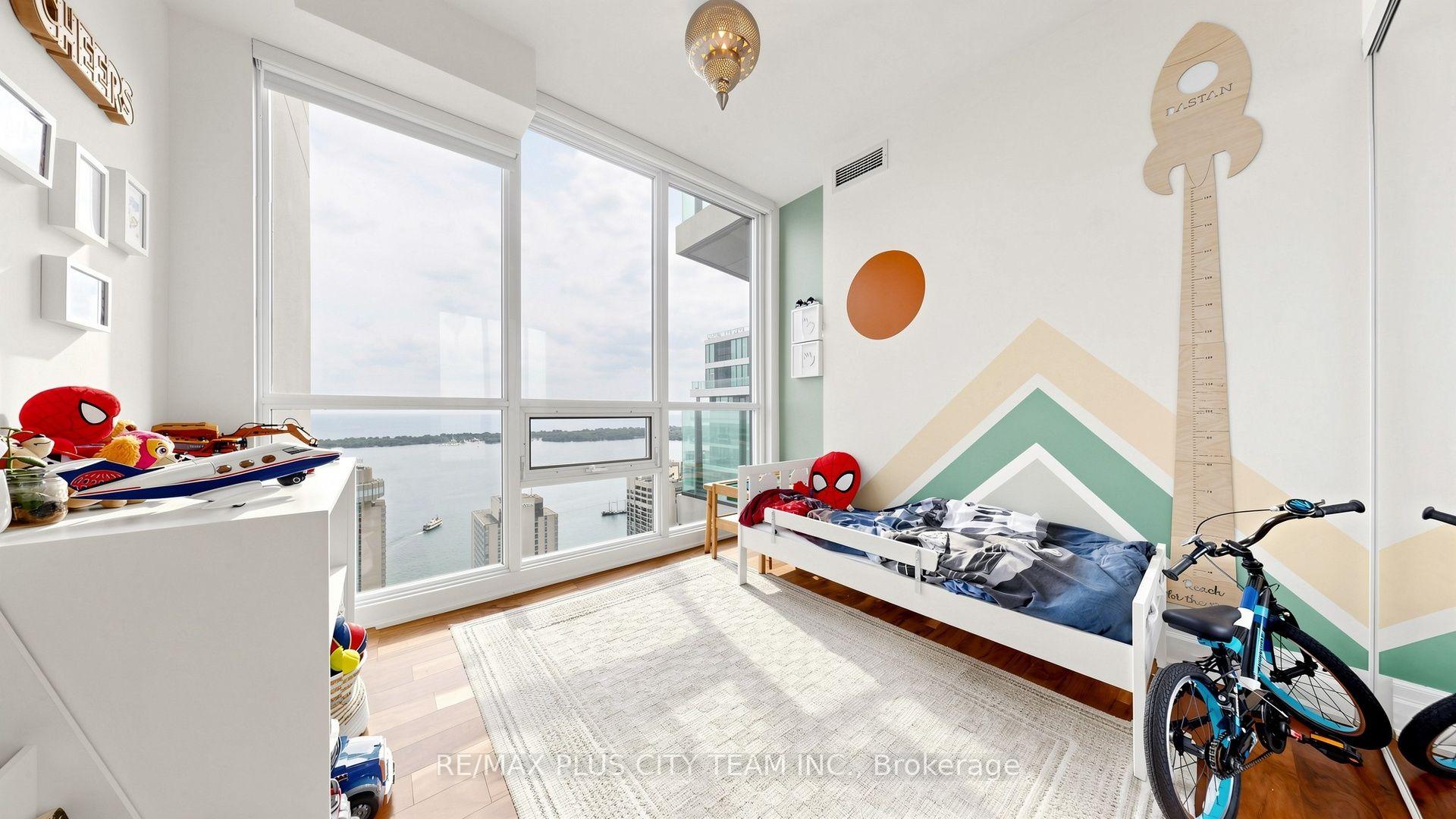 Photo 19 of Unit 5005, 16 Harbour Street, Toronto, Waterfront Communities — HOMEH