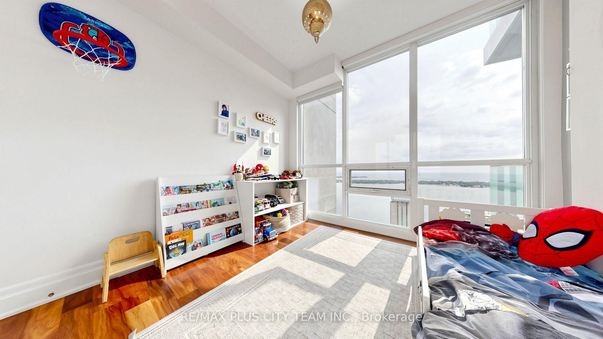 Photo 20 of Unit 5005, 16 Harbour Street, Toronto, Waterfront Communities — HOMEH