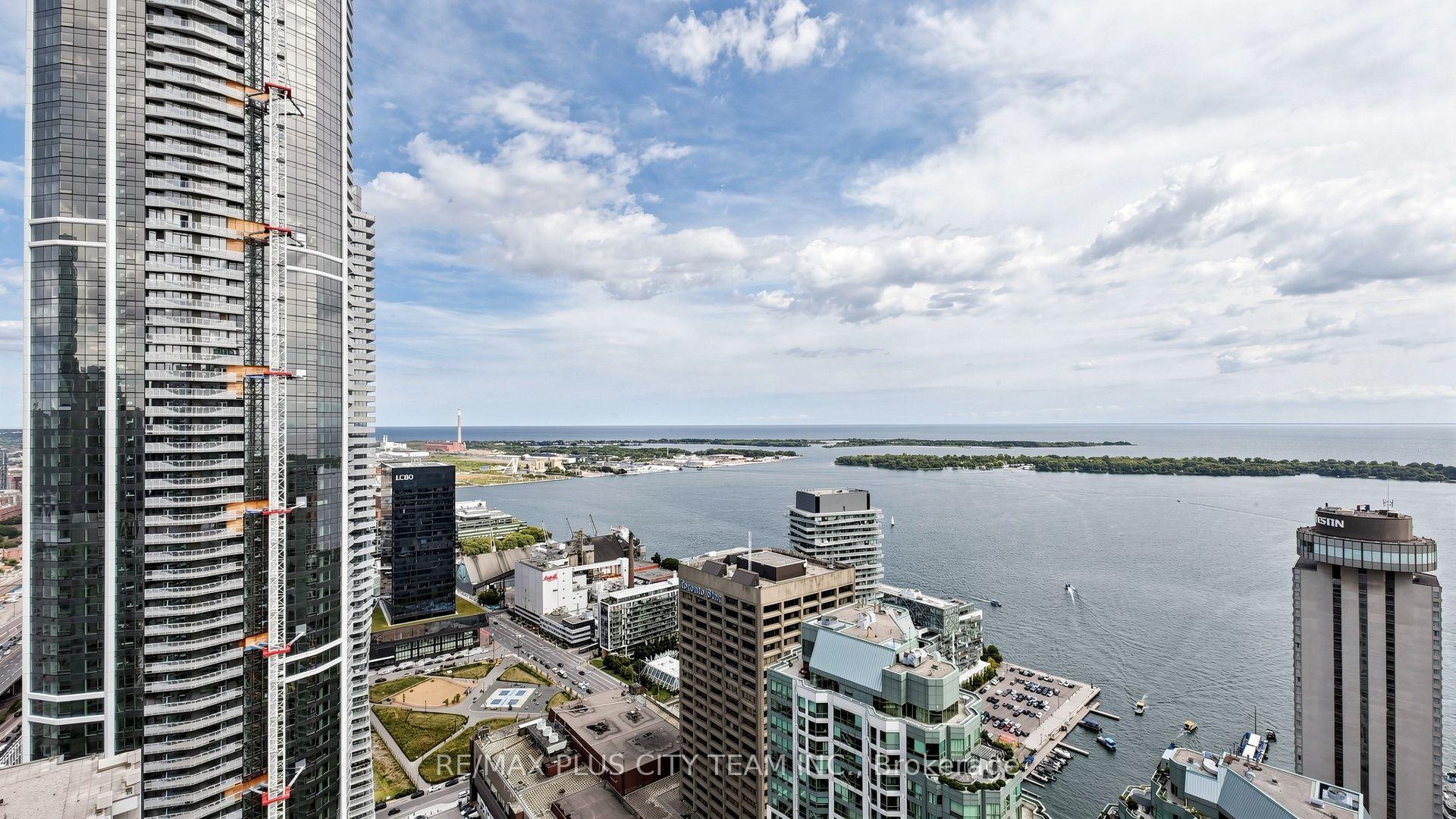 Photo 29 of Unit 5005, 16 Harbour Street, Toronto, Waterfront Communities — HOMEH