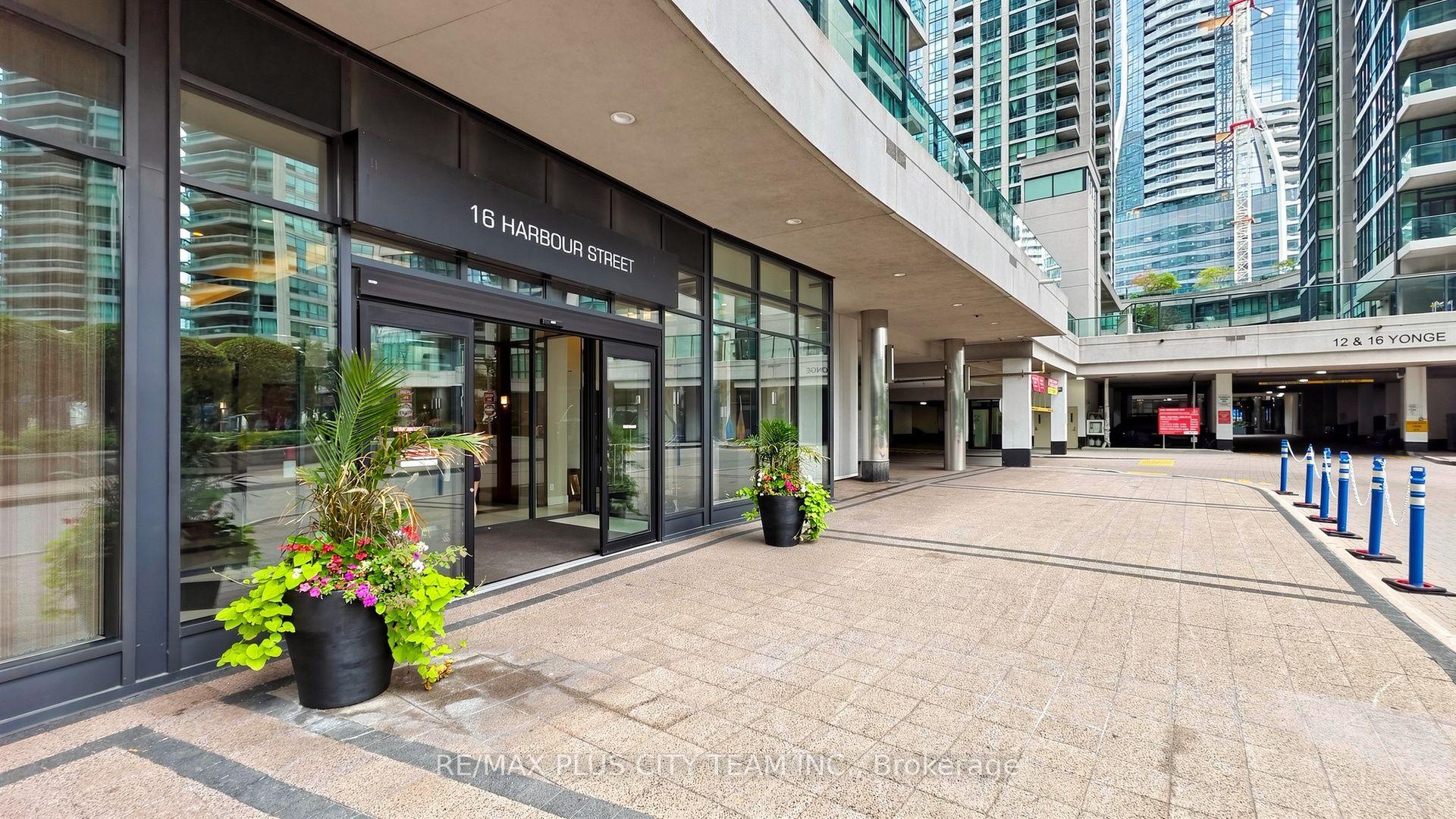 Photo 45 of Unit 5005, 16 Harbour Street, Toronto, Waterfront Communities — HOMEH