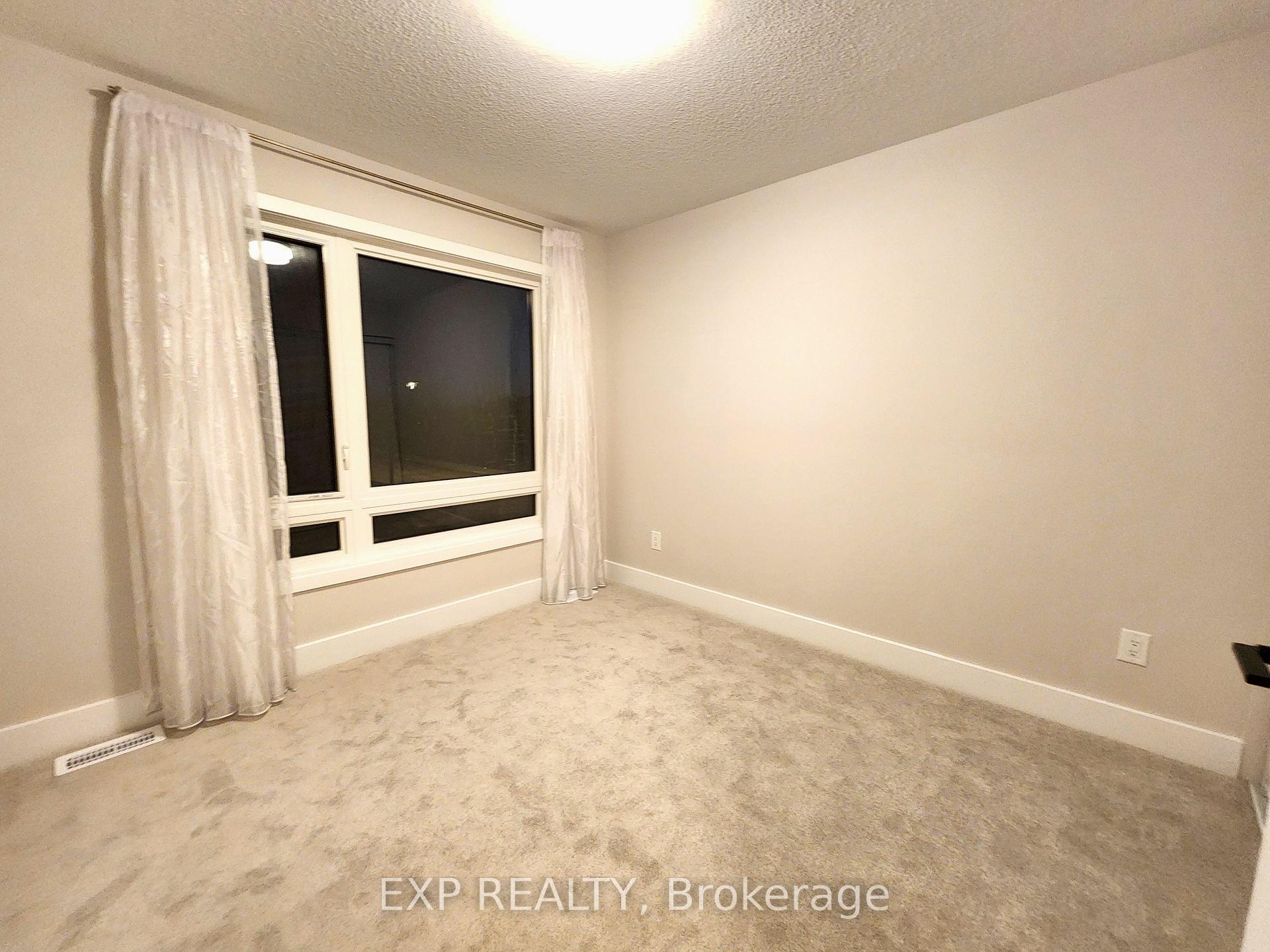 Photo 13 of 658 Fenwick Way, Ottawa, Barrhaven - Stonebridge — HOMEH