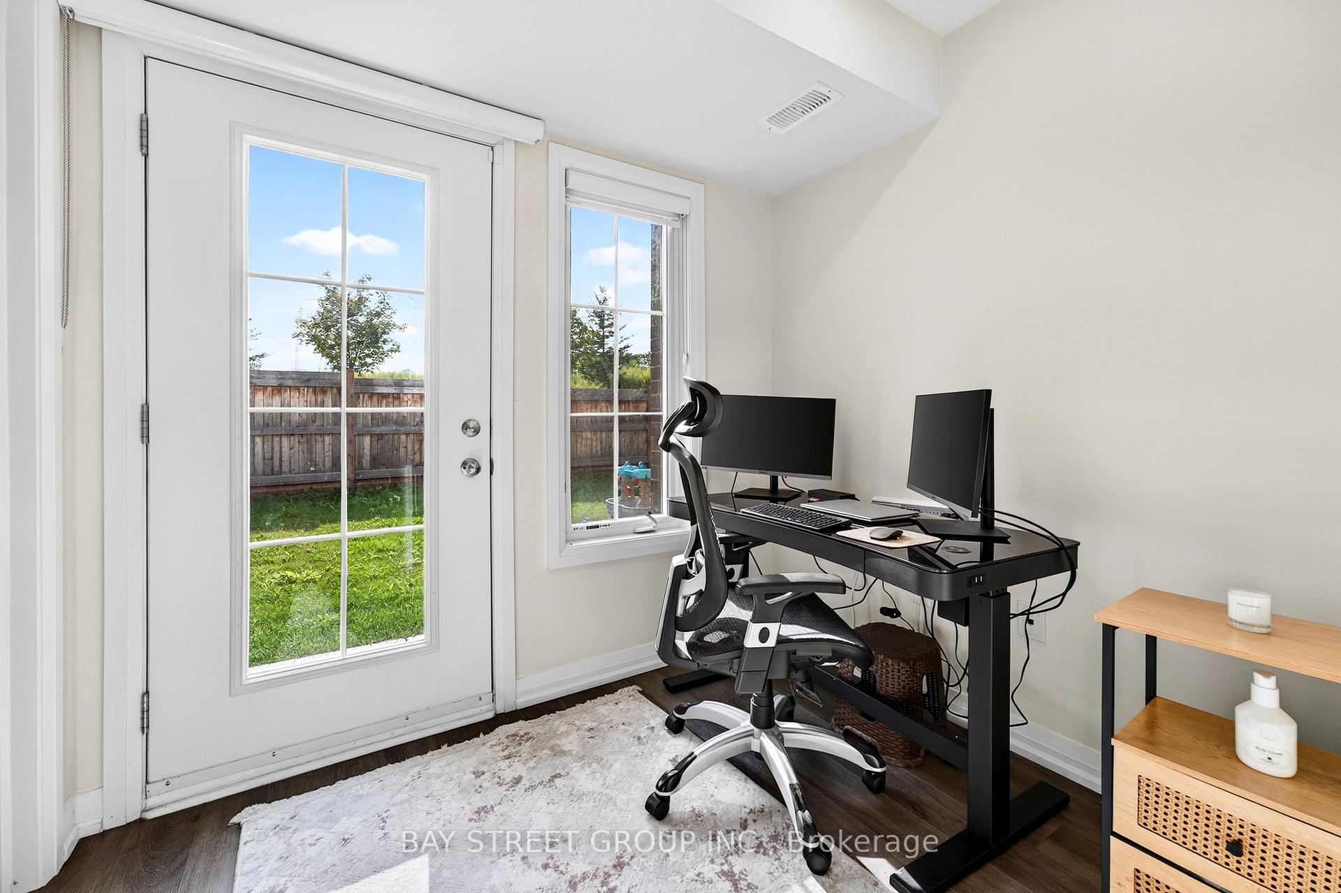 Photo 6 of 39 Coote Court, Ajax, Northwest Ajax — HOMEH