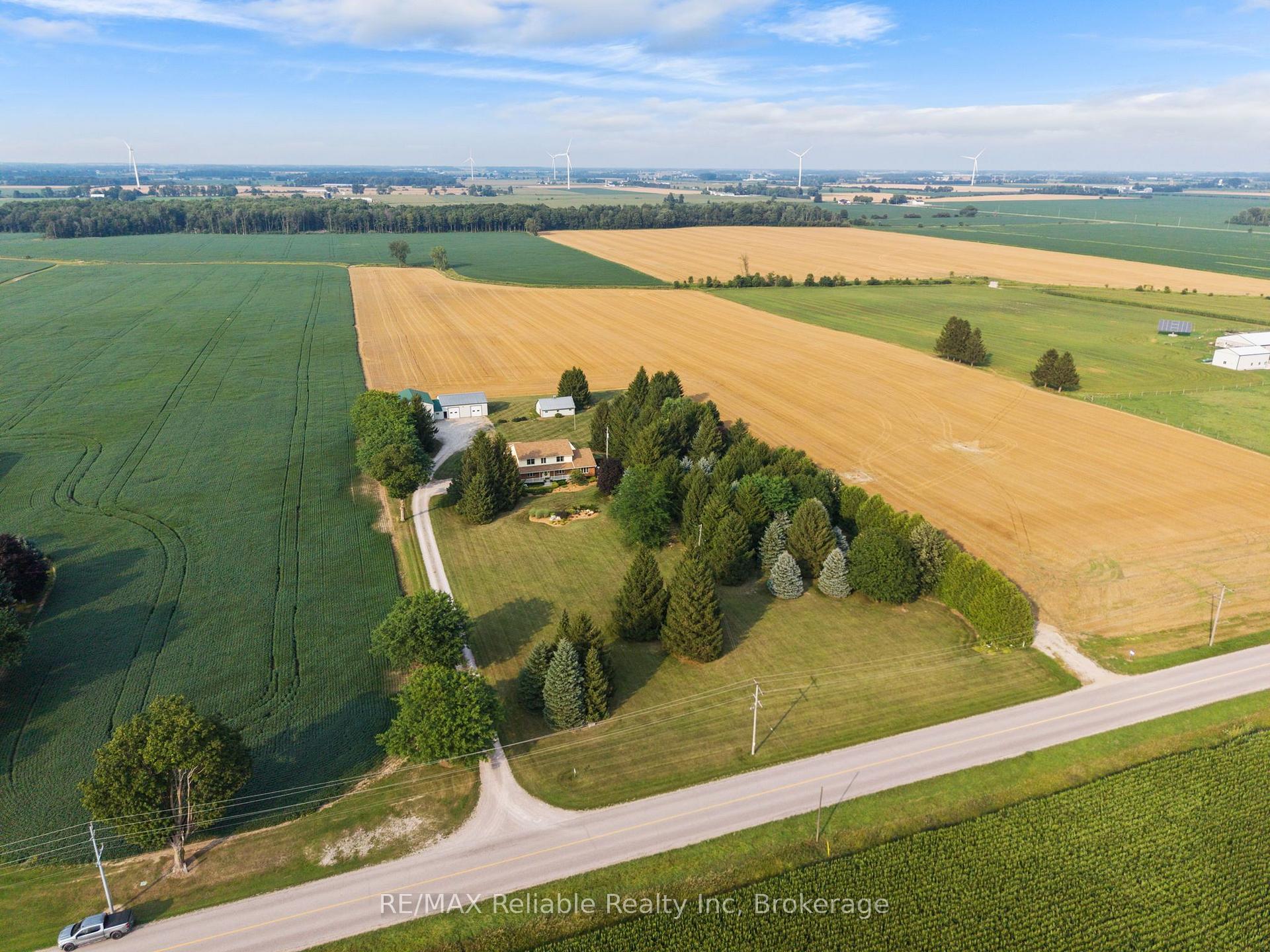 Photo 3 of 43804 Hydro Line Road, Huron East, McKillop — HOMEH