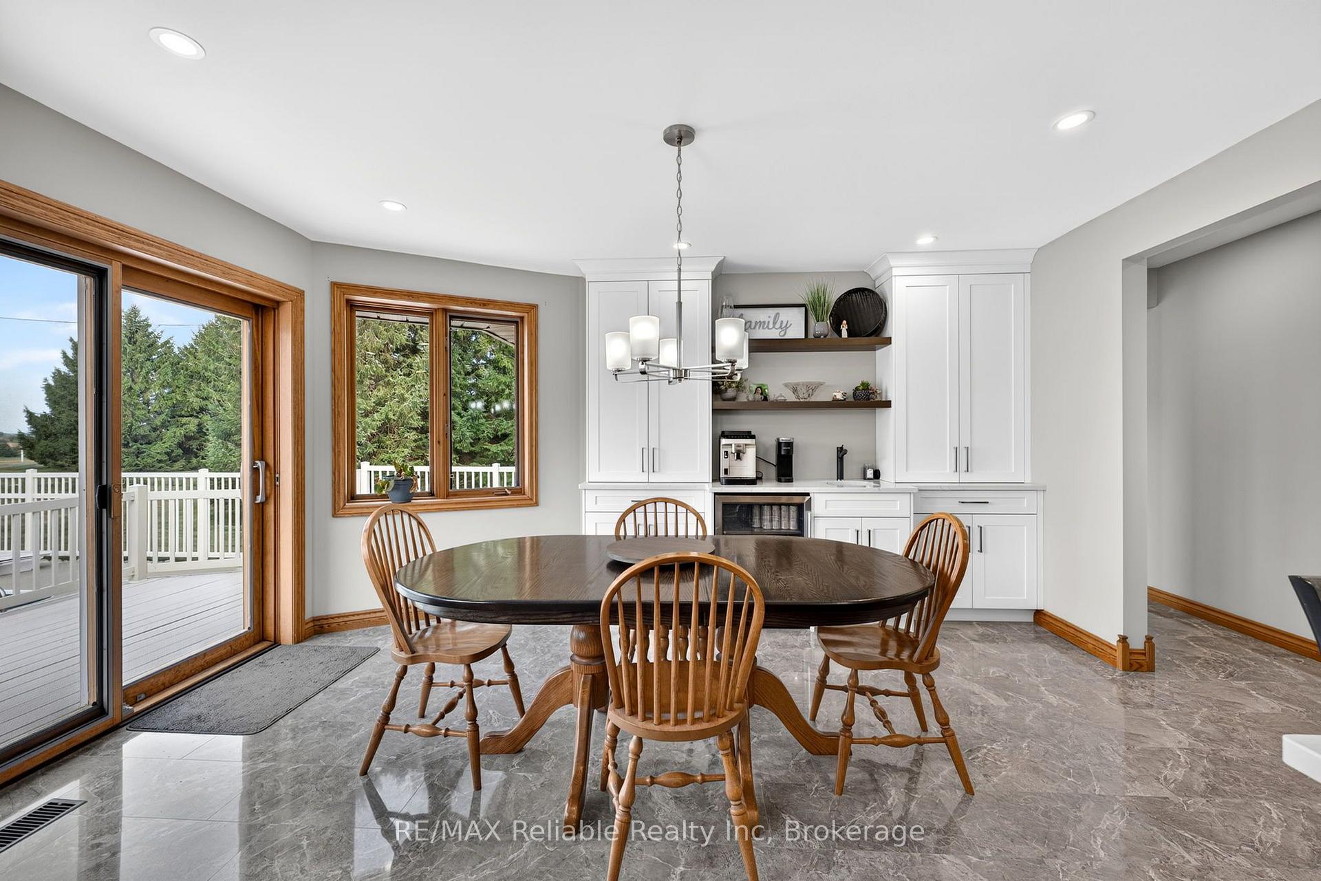 Photo 10 of 43804 Hydro Line Road, Huron East, McKillop — HOMEH