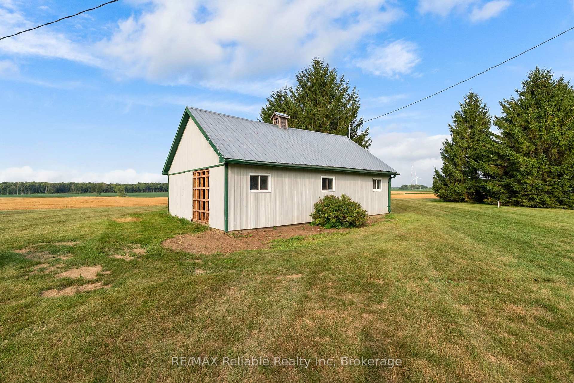 Photo 45 of 43804 Hydro Line Road, Huron East, McKillop — HOMEH