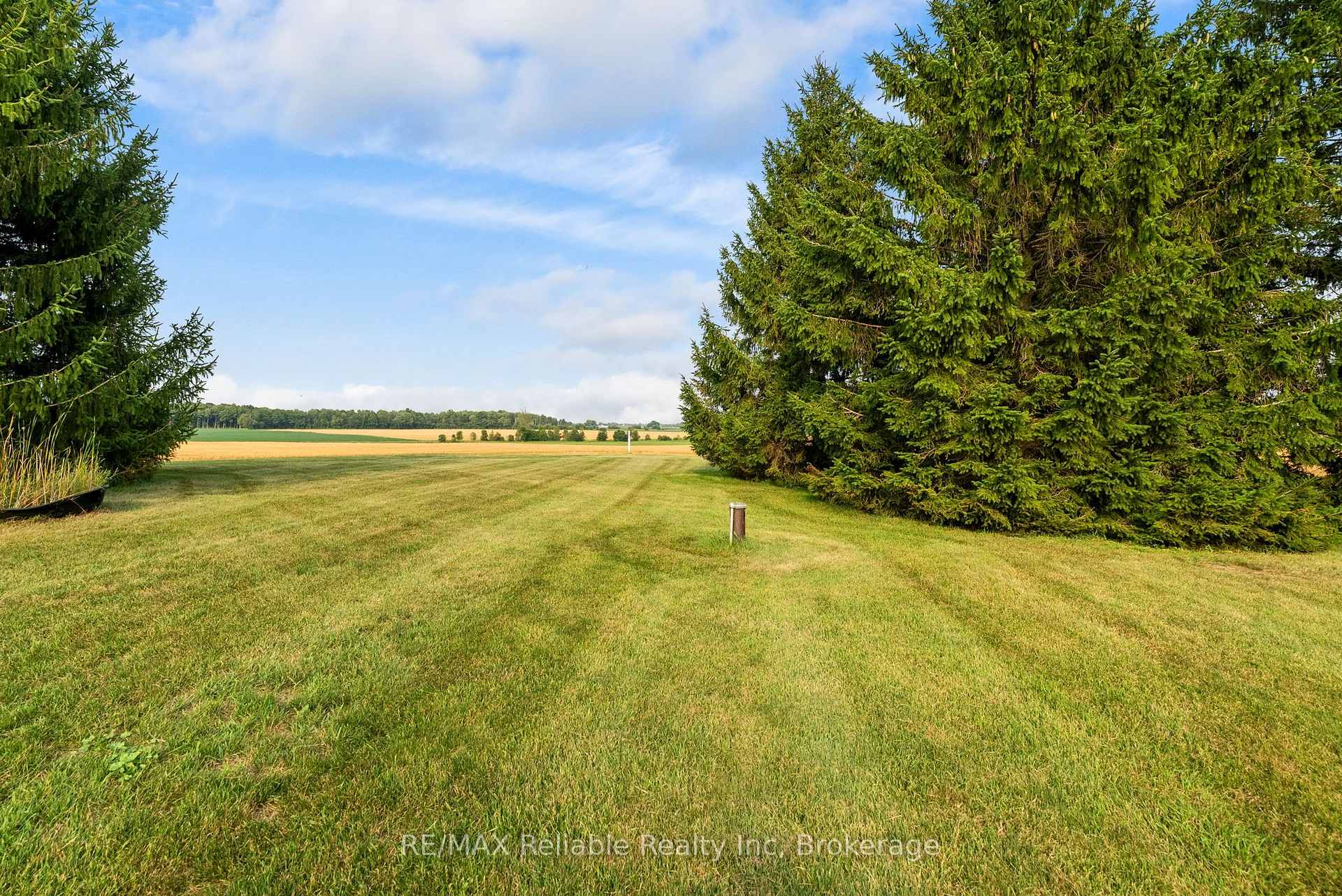 Photo 43 of 43804 Hydro Line Road, Huron East, McKillop — HOMEH