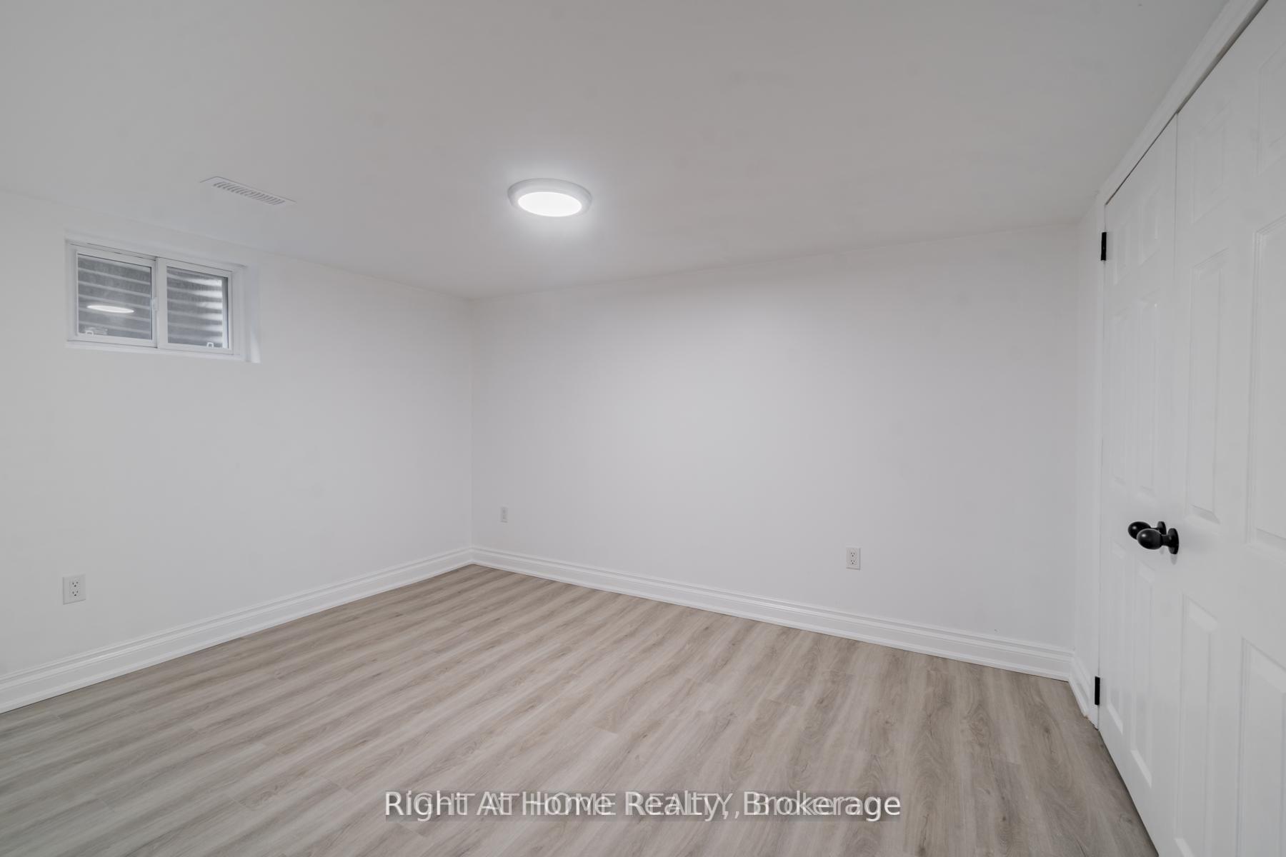Photo 10 of 899 Florell Drive, Oshawa, Donevan — HOMEH