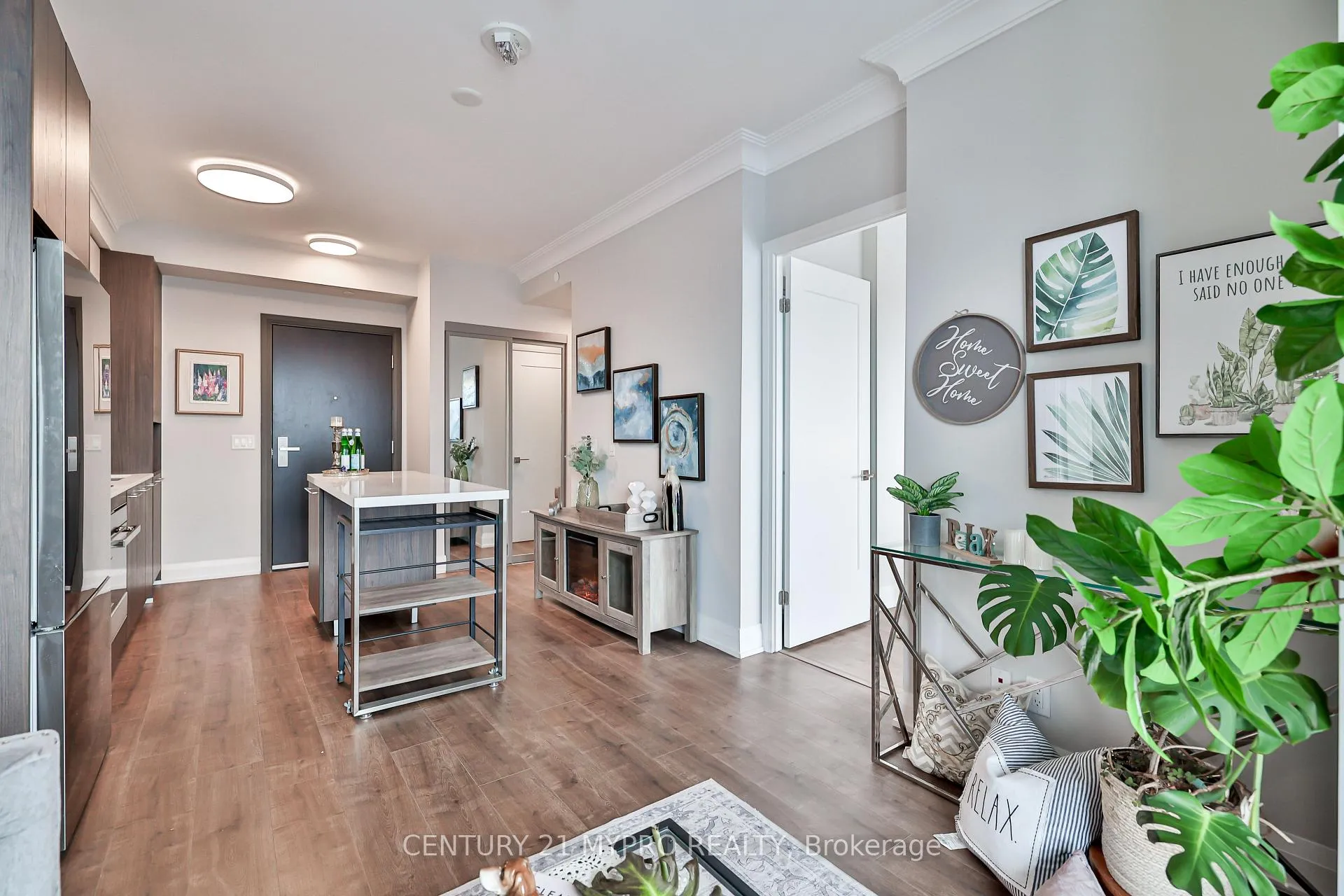 Photo 15 of Unit 3902, 8 Water Walk Drive, Markham, Unionville — HOMEH