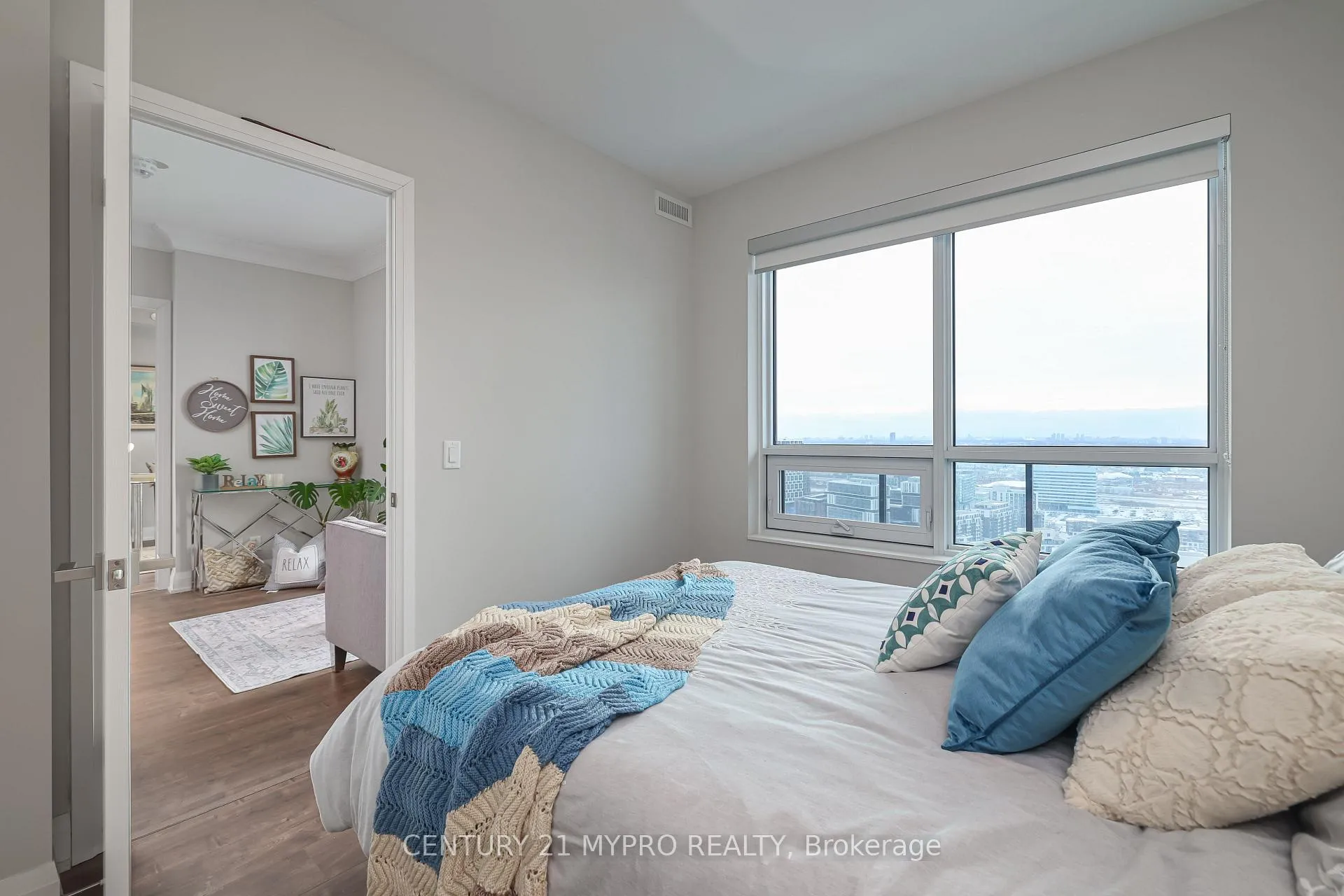 Photo 19 of Unit 3902, 8 Water Walk Drive, Markham, Unionville — HOMEH