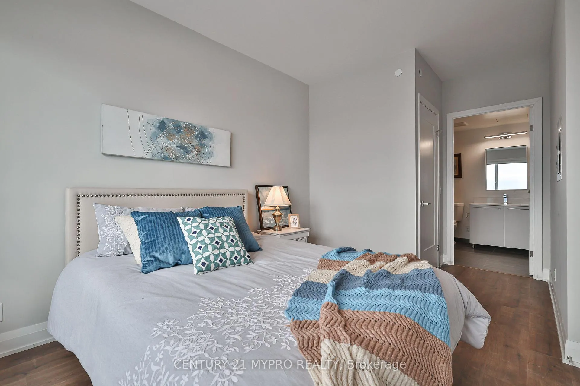 Photo 21 of Unit 3902, 8 Water Walk Drive, Markham, Unionville — HOMEH
