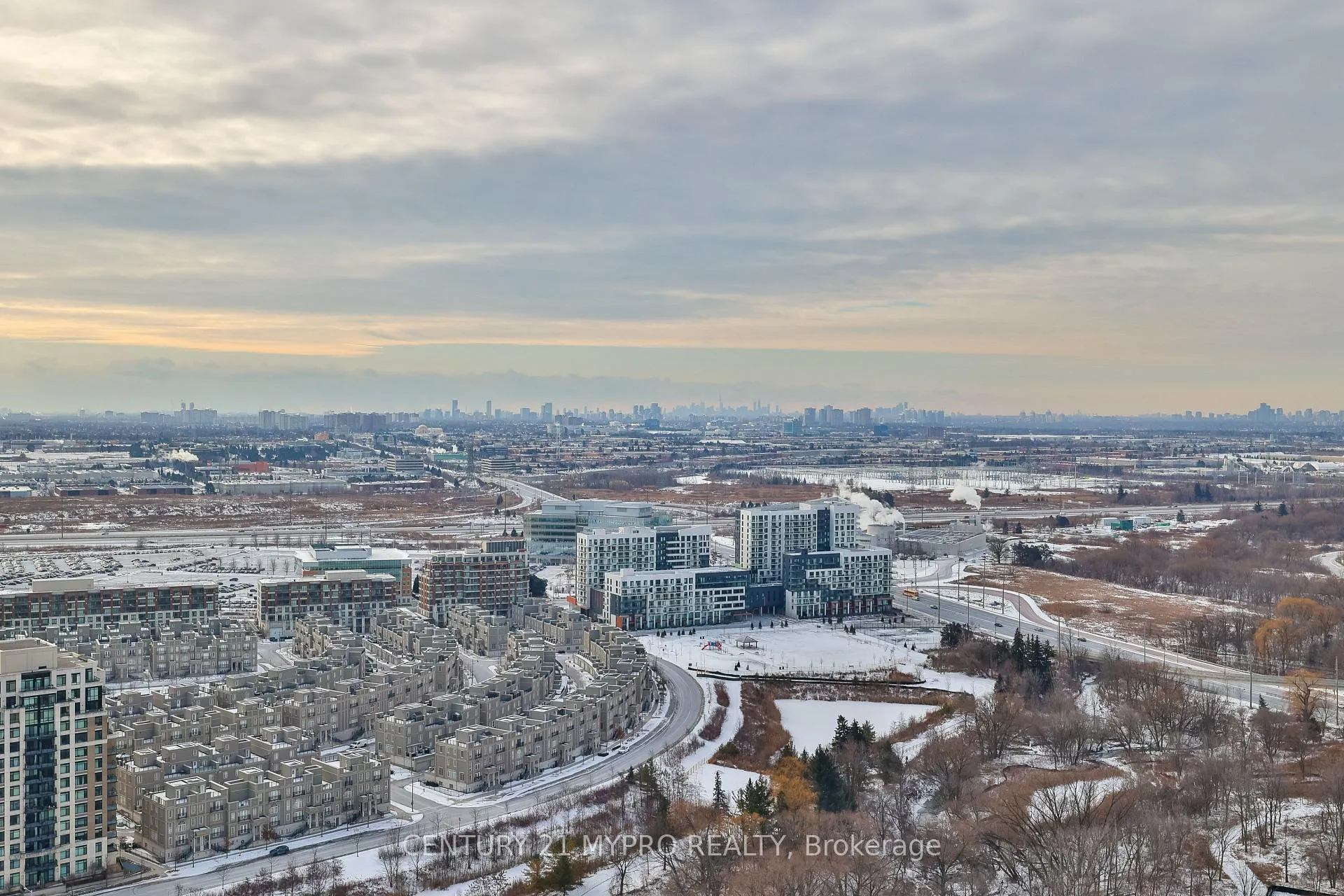 Photo 31 of Unit 3902, 8 Water Walk Drive, Markham, Unionville — HOMEH
