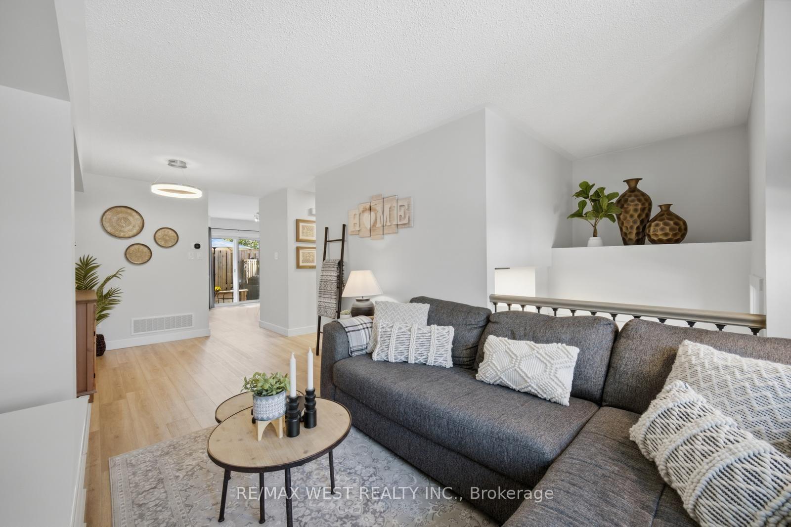 Photo 14 of Unit 10, 5 Spring Street, Orangeville — HOMEH