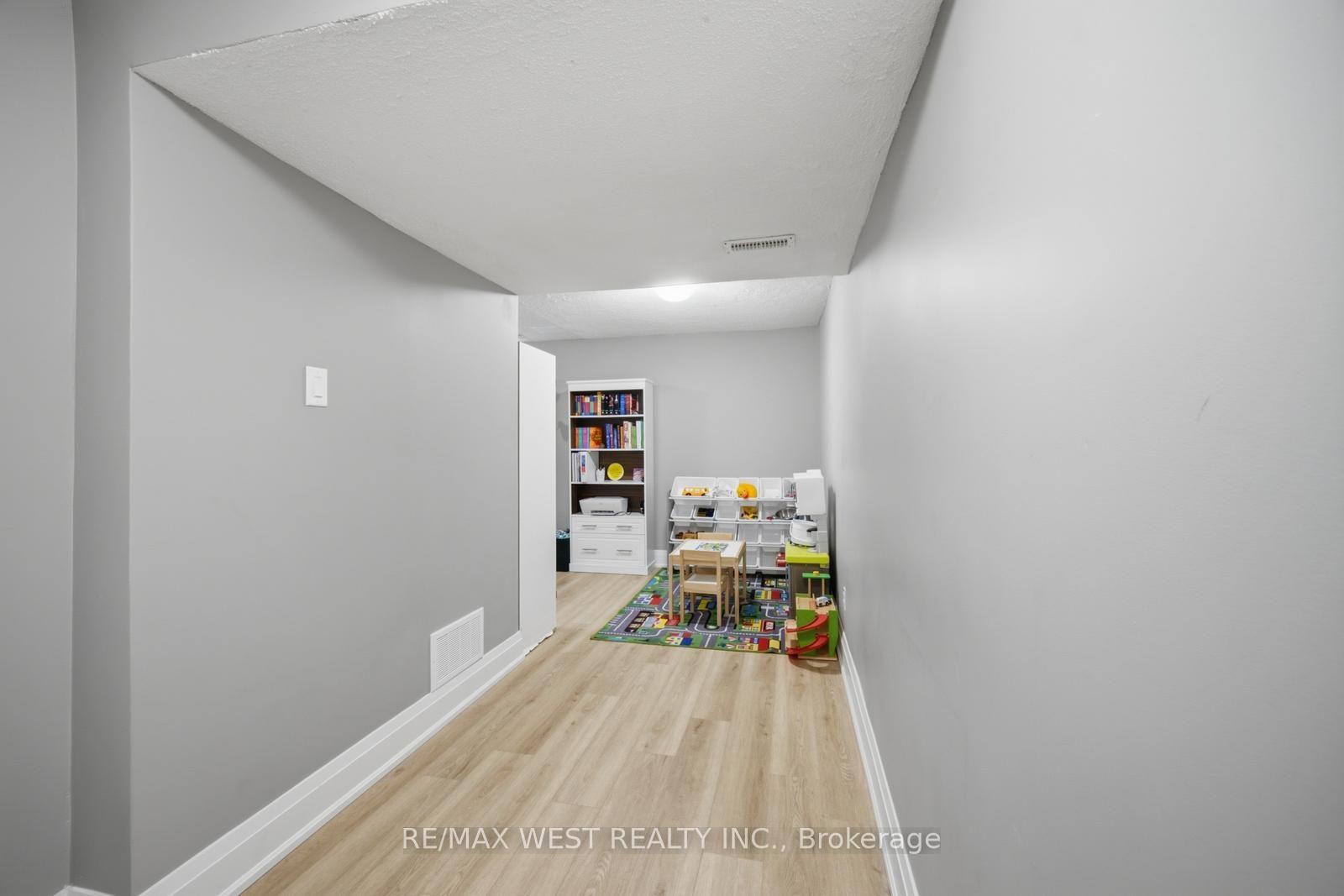 Photo 36 of Unit 10, 5 Spring Street, Orangeville — HOMEH