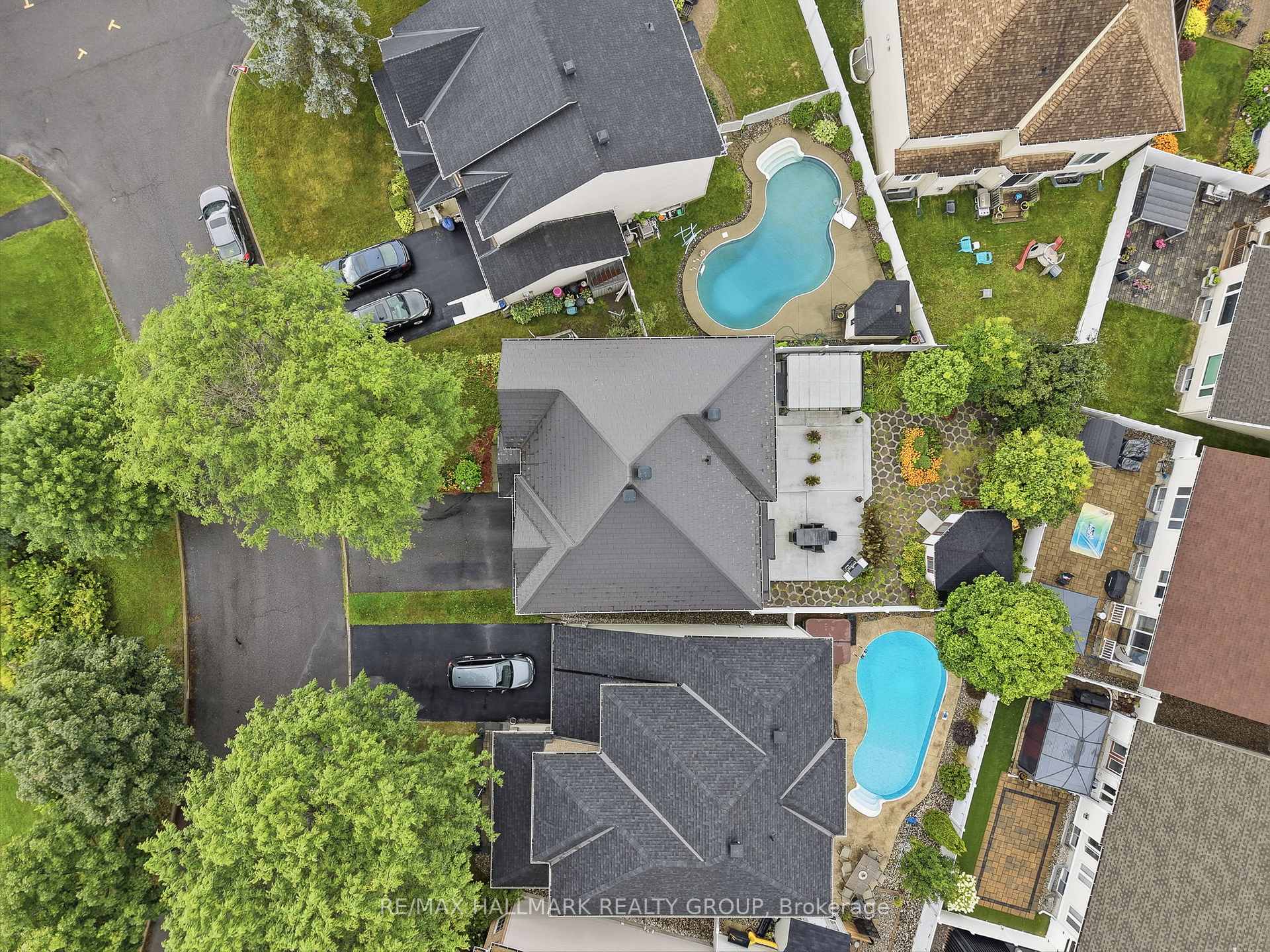 Photo 43 of 563 Evangeline Street, Ottawa, Avalon East — HOMEH