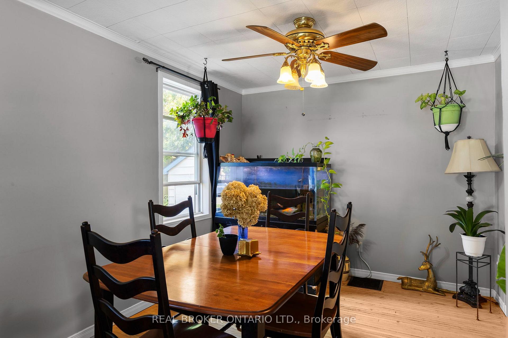 Photo 11 of 345 East Street, Orillia — HOMEH