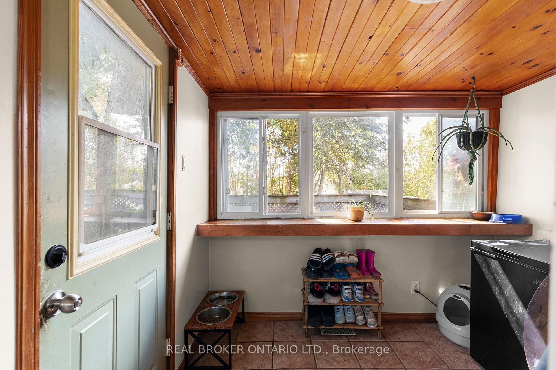 Photo 17 of 345 East Street, Orillia — HOMEH