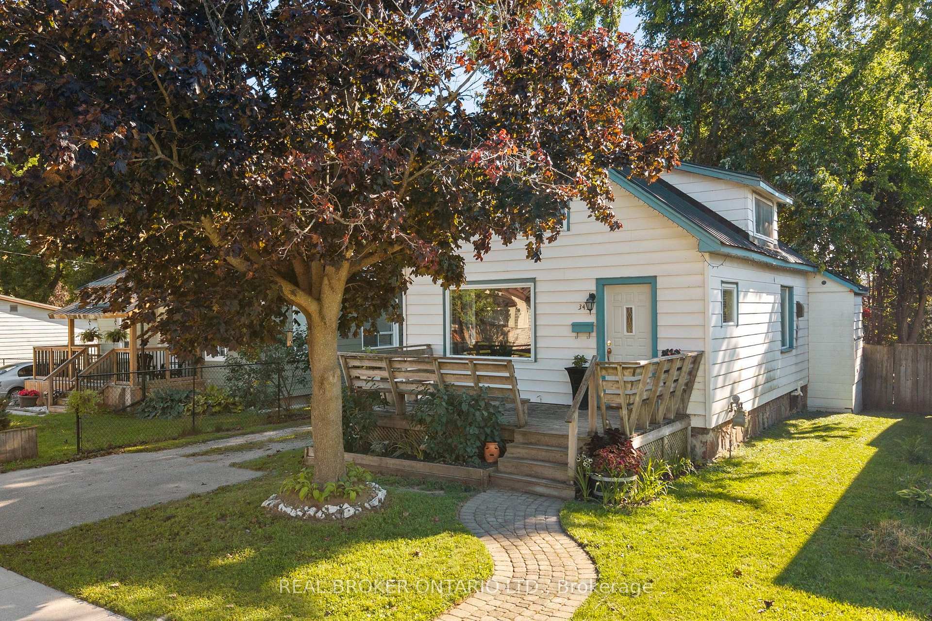 Photo 23 of 345 East Street, Orillia — HOMEH