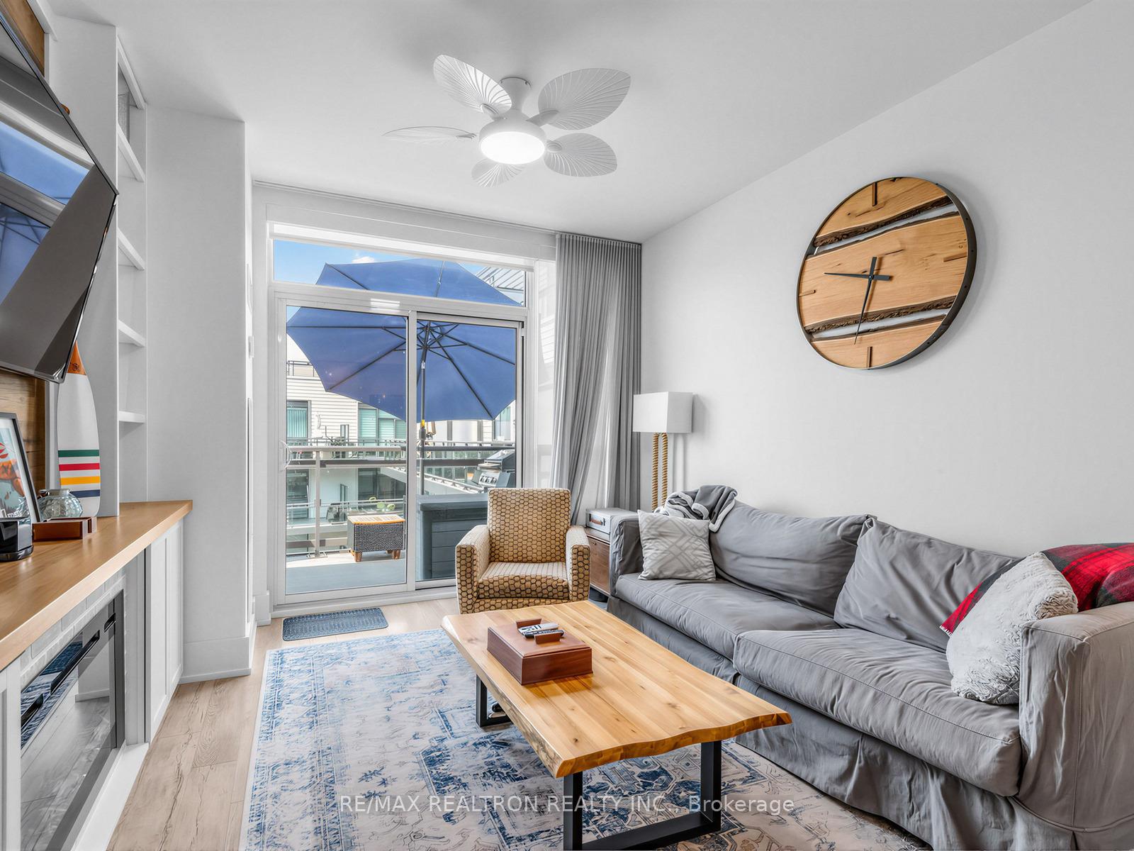 Photo 2 of Unit B419, 271 Sea Ray Avenue, Innisfil, Rural Innisfil — HOMEH