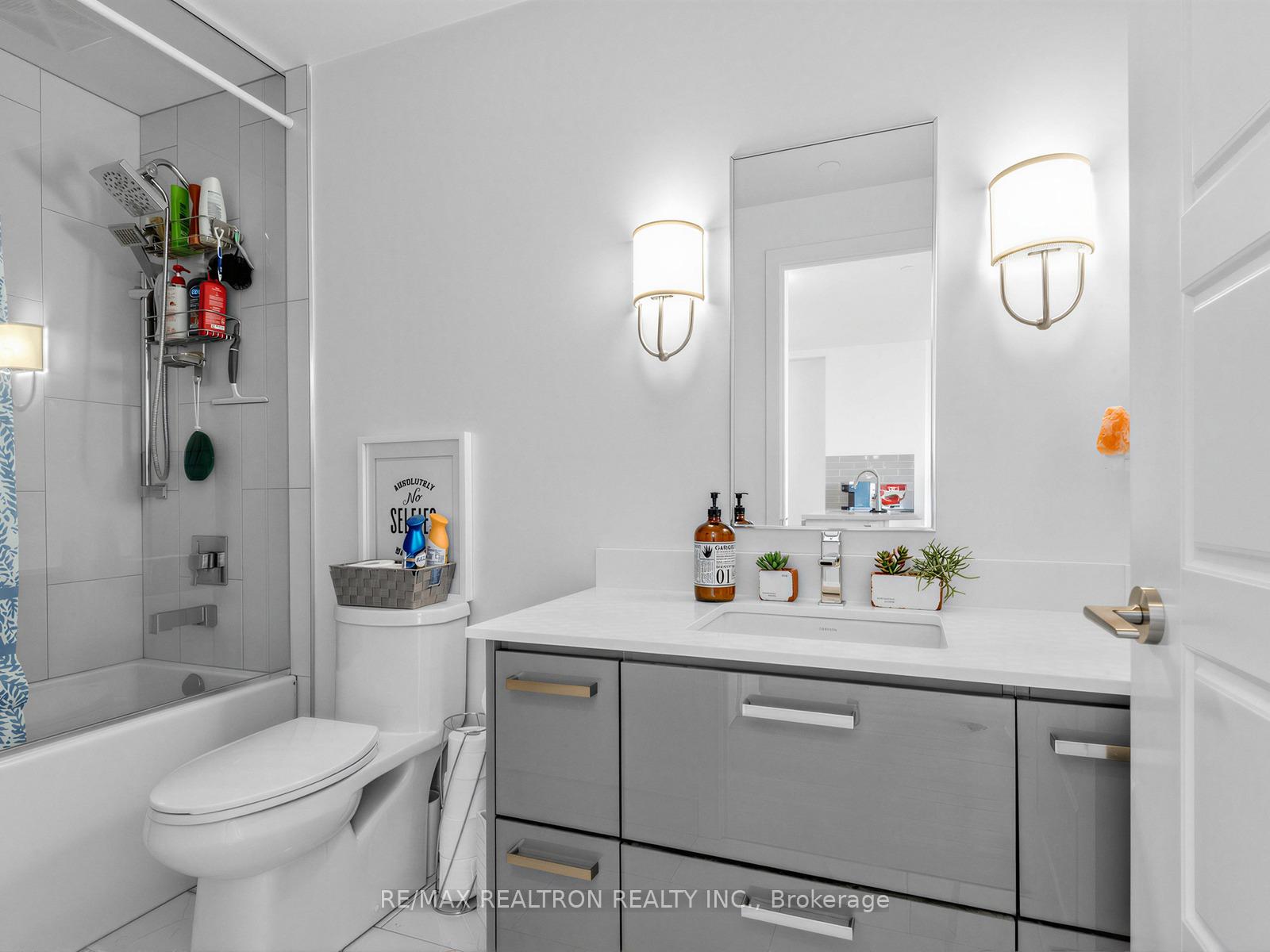 Photo 16 of Unit B419, 271 Sea Ray Avenue, Innisfil, Rural Innisfil — HOMEH