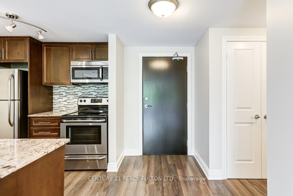 Photo 8 of Unit 304, 149 Church Street, King, Schomberg — HOMEH