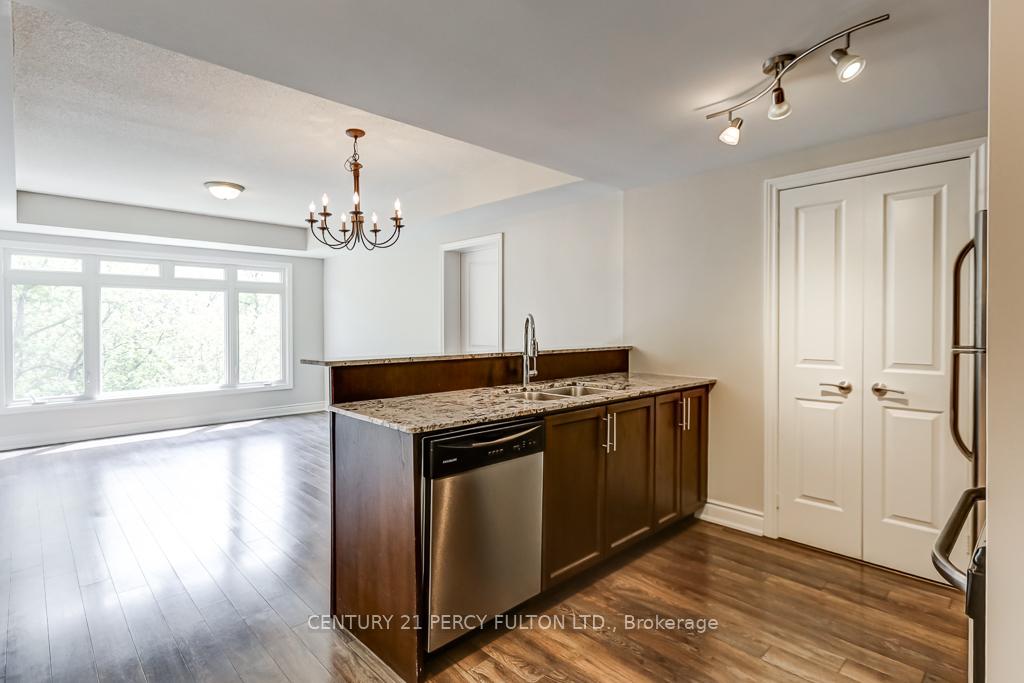 Photo 10 of Unit 304, 149 Church Street, King, Schomberg — HOMEH