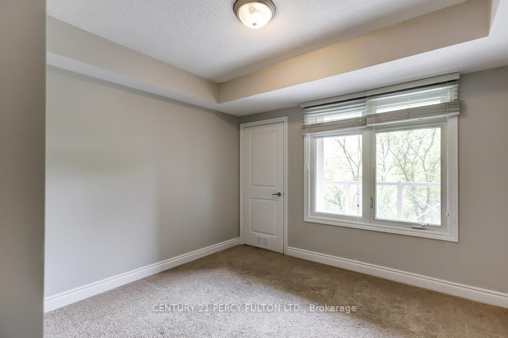 Photo 31 of Unit 304, 149 Church Street, King, Schomberg — HOMEH