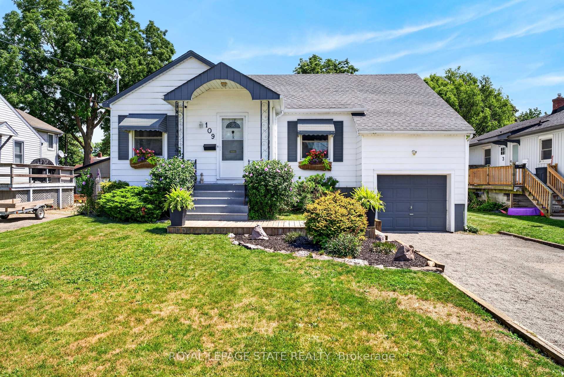 Front of 109 Linwood Avenue