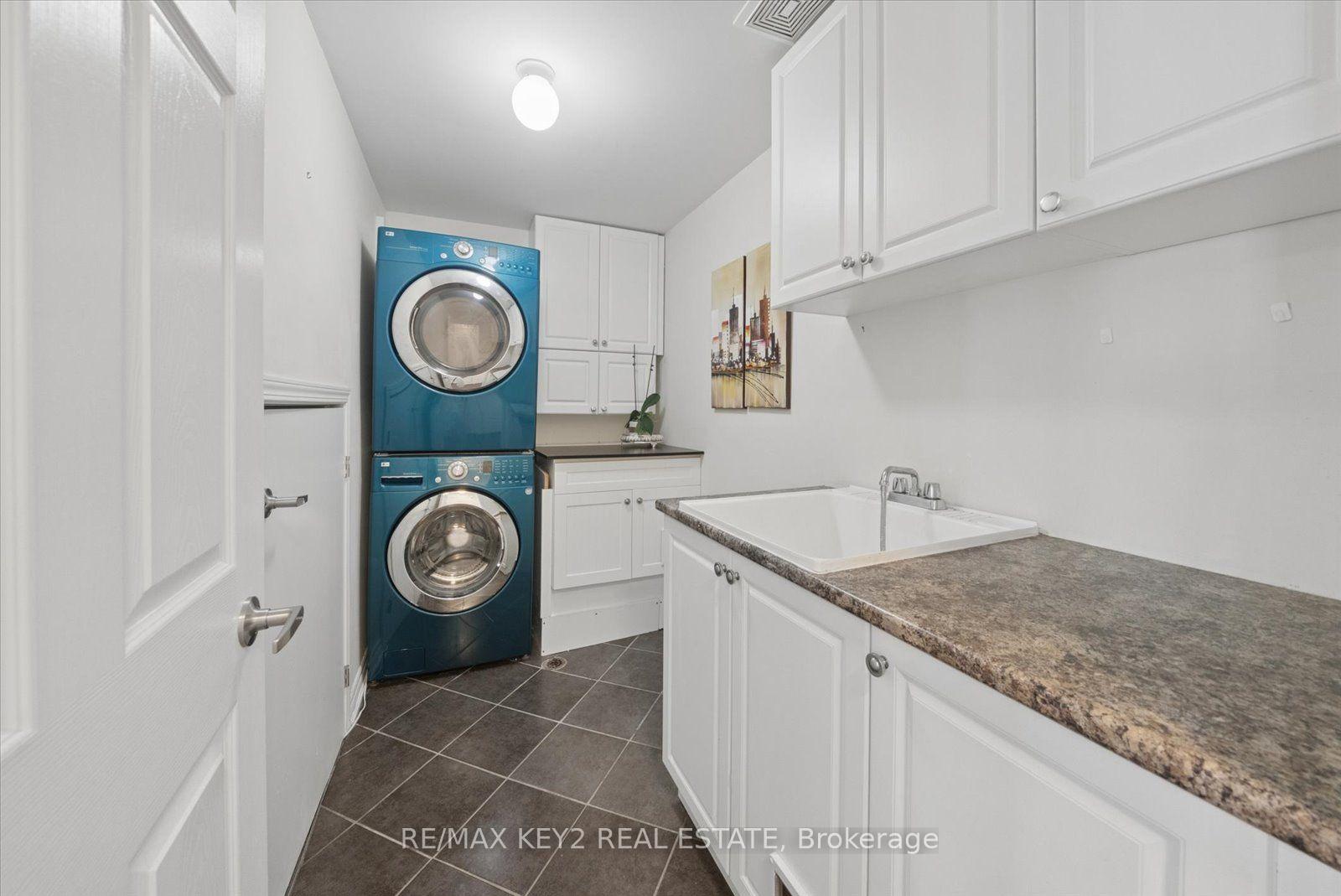 Photo 16 of 612 Gervais Terrace, Milton, Coates — HOMEH