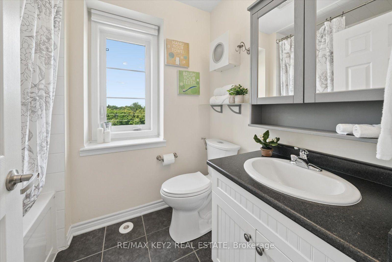 Photo 34 of 612 Gervais Terrace, Milton, Coates — HOMEH