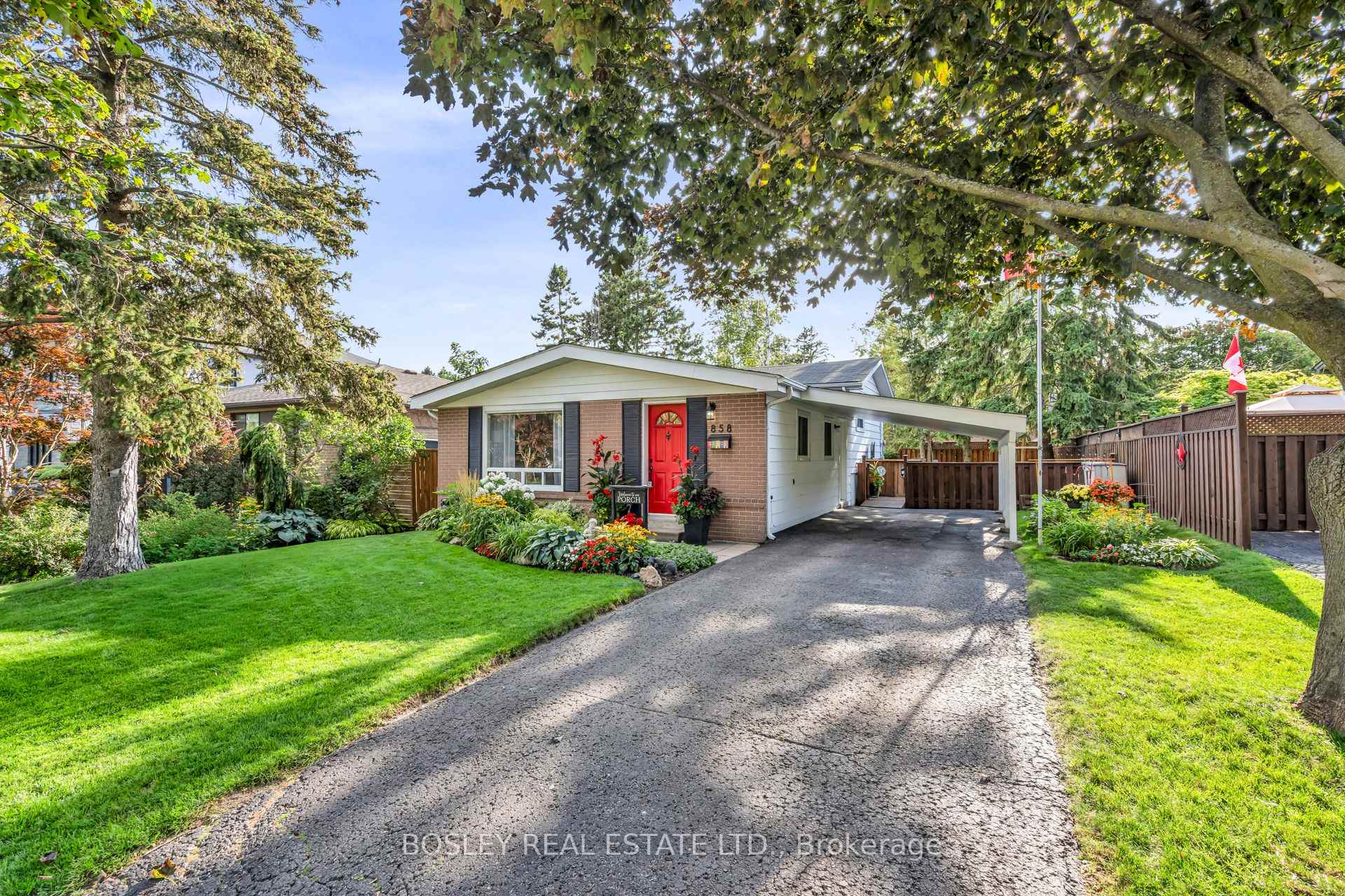 Photo 1 of 858 Modlin Road, Pickering, Bay Ridges — HOMEH