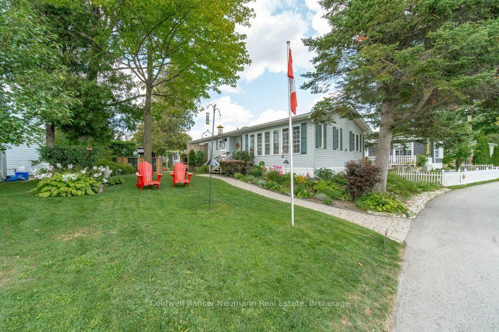 Photo 5 of 41 Trillium Beach Drive Pvt, Puslinch, Rural Puslinch East — HOMEH