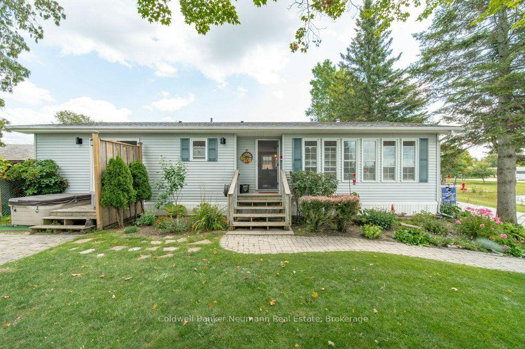Photo 6 of 41 Trillium Beach Drive Pvt, Puslinch, Rural Puslinch East — HOMEH