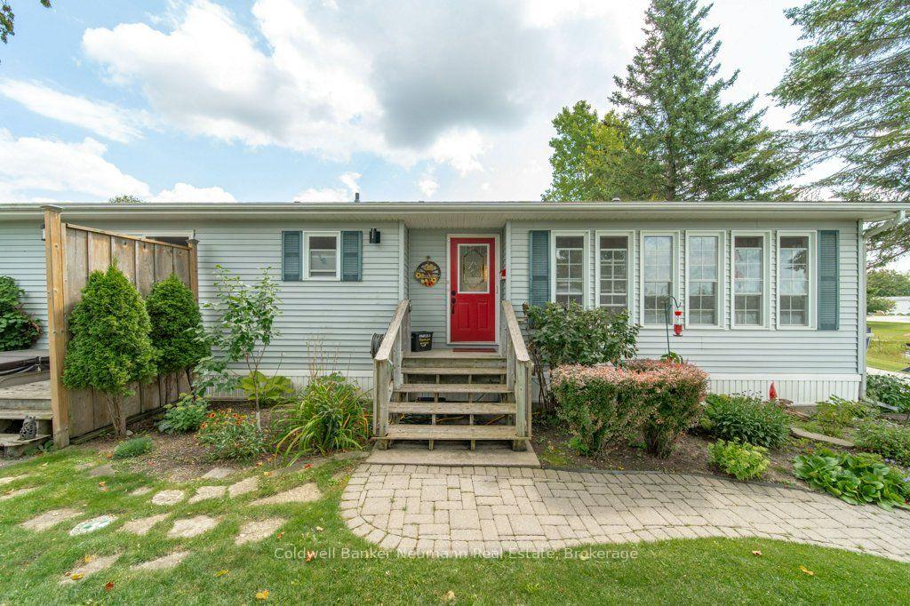 Photo 8 of 41 Trillium Beach Drive Pvt, Puslinch, Rural Puslinch East — HOMEH