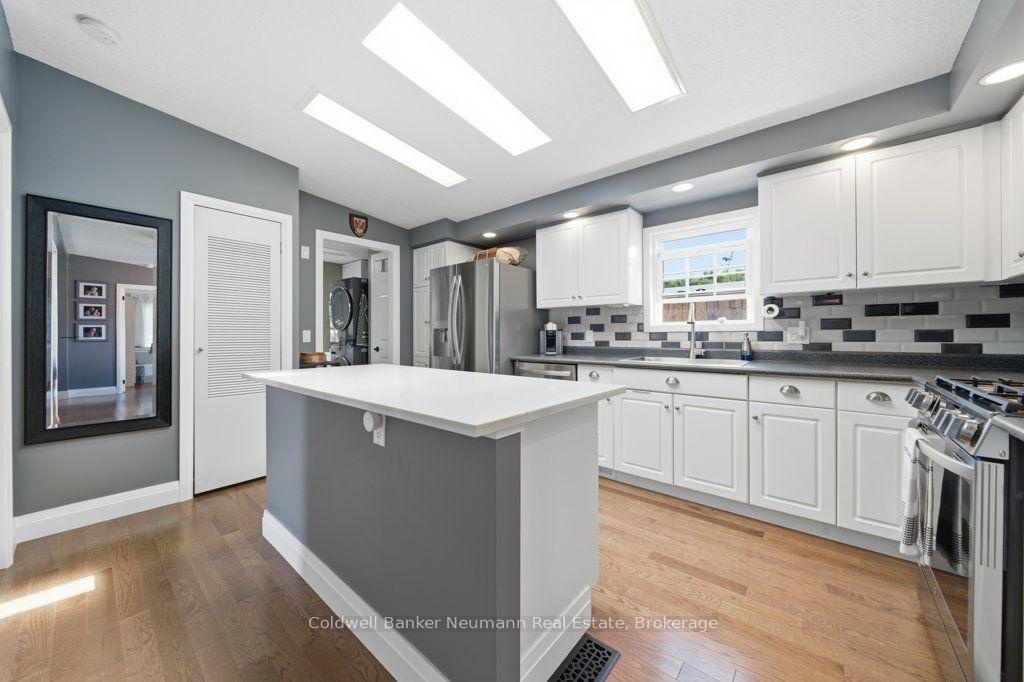 Photo 24 of 41 Trillium Beach Drive Pvt, Puslinch, Rural Puslinch East — HOMEH