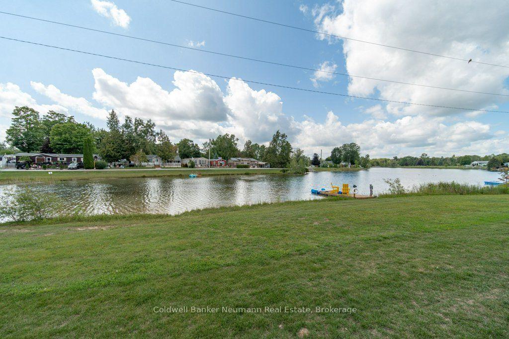 Photo 12 of 41 Trillium Beach Drive Pvt, Puslinch, Rural Puslinch East — HOMEH