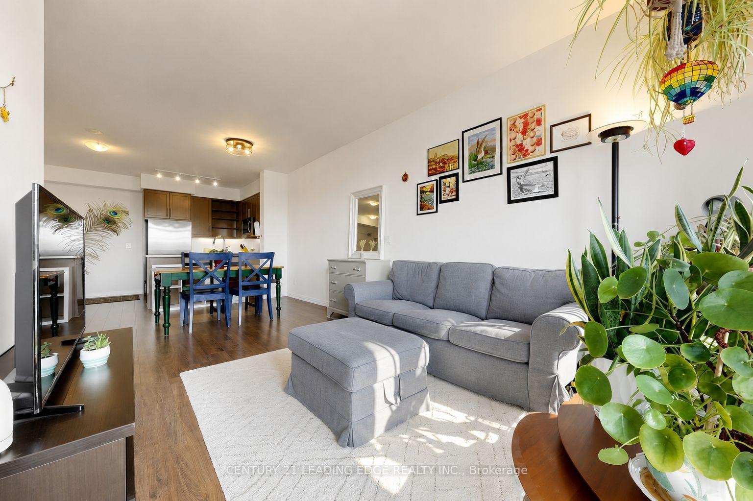 Photo 16 of Unit 801, 65 Oneida Crescent, Richmond Hill, Langstaff — HOMEH