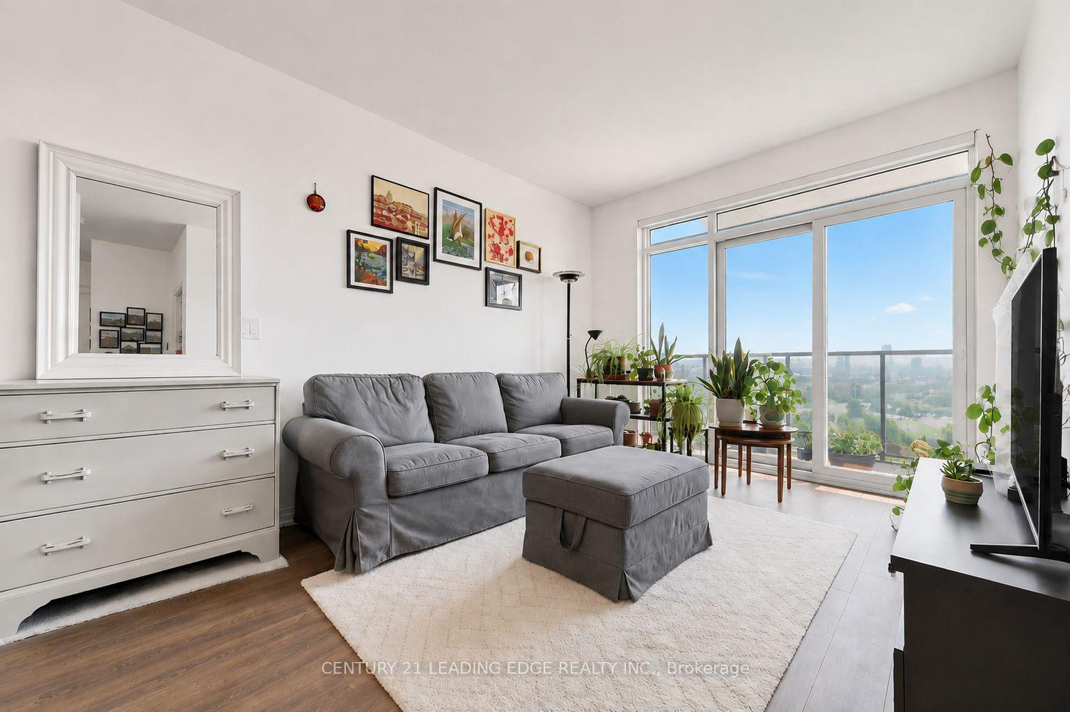 Photo 19 of Unit 801, 65 Oneida Crescent, Richmond Hill, Langstaff — HOMEH