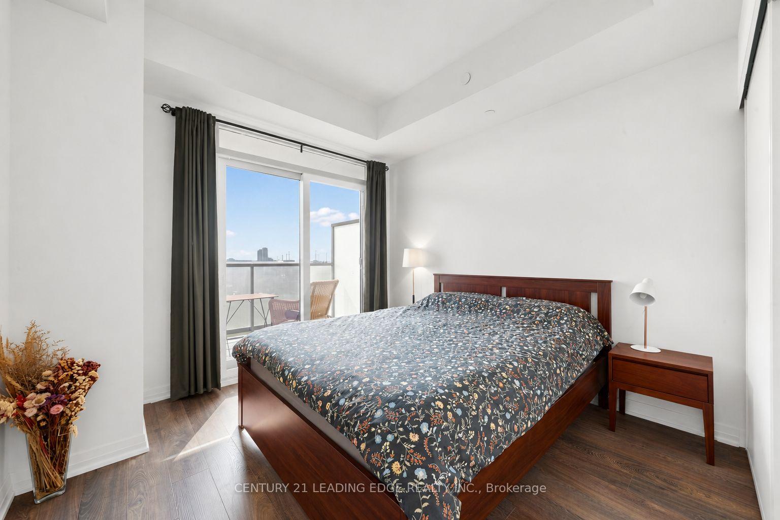 Photo 26 of Unit 801, 65 Oneida Crescent, Richmond Hill, Langstaff — HOMEH