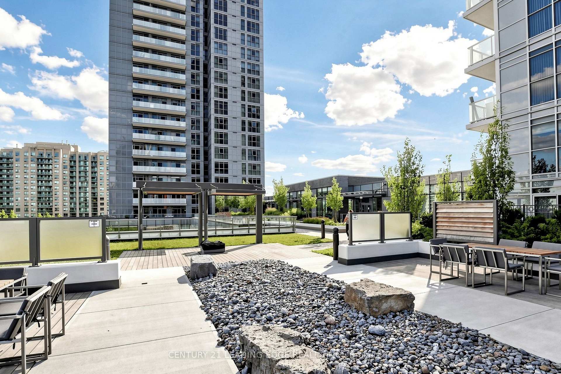 Photo 45 of Unit 801, 65 Oneida Crescent, Richmond Hill, Langstaff — HOMEH