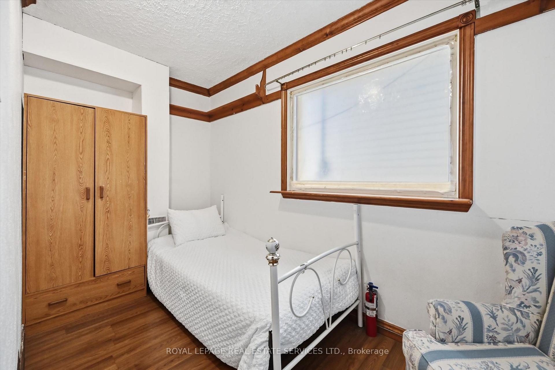 Photo 11 of 70 Ward Avenue, Hamilton, Ainslie Wood — HOMEH