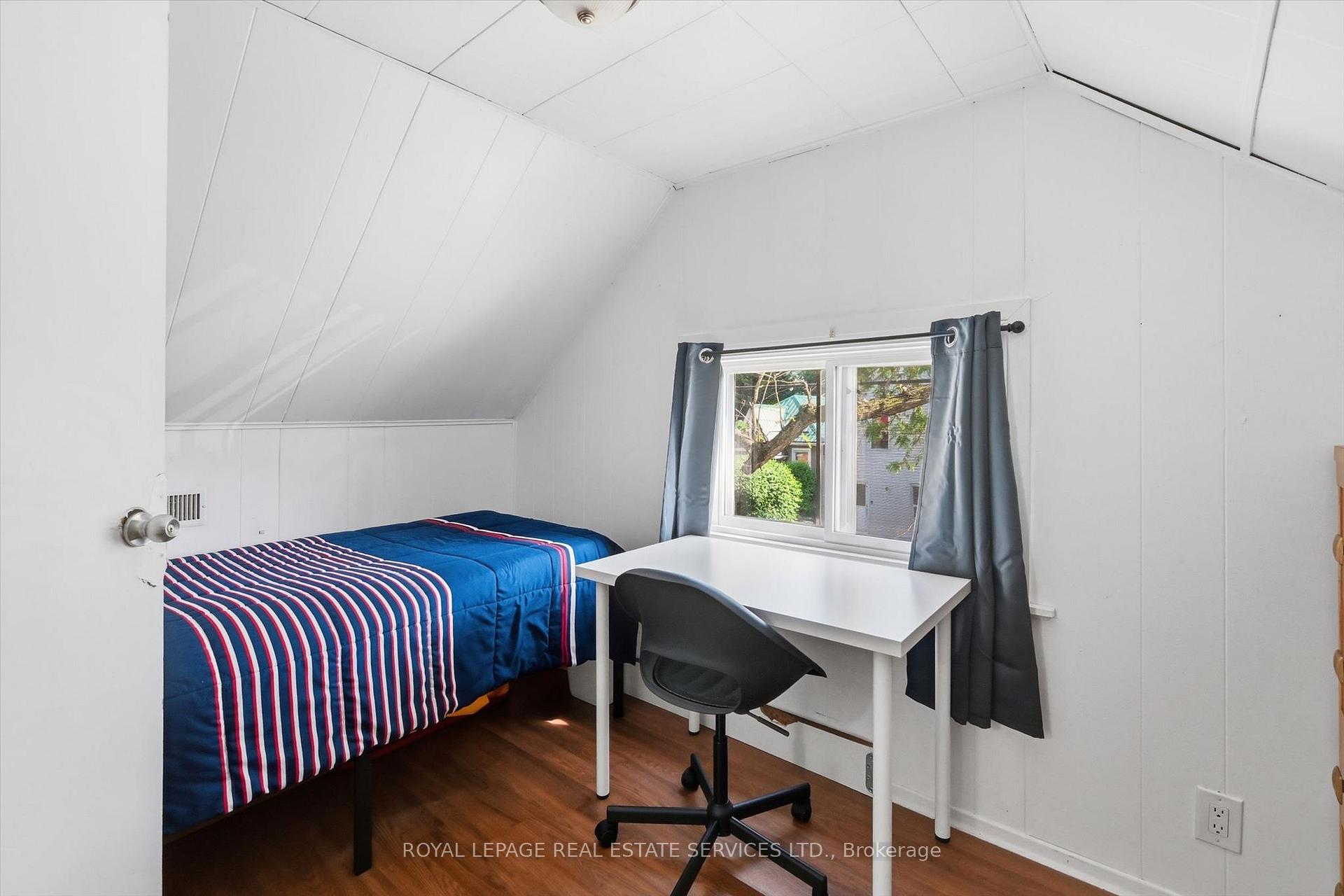 Photo 16 of 70 Ward Avenue, Hamilton, Ainslie Wood — HOMEH