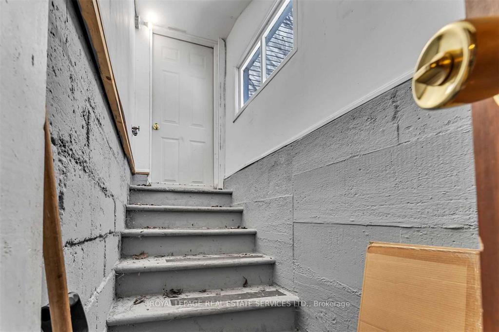Photo 28 of 70 Ward Avenue, Hamilton, Ainslie Wood — HOMEH
