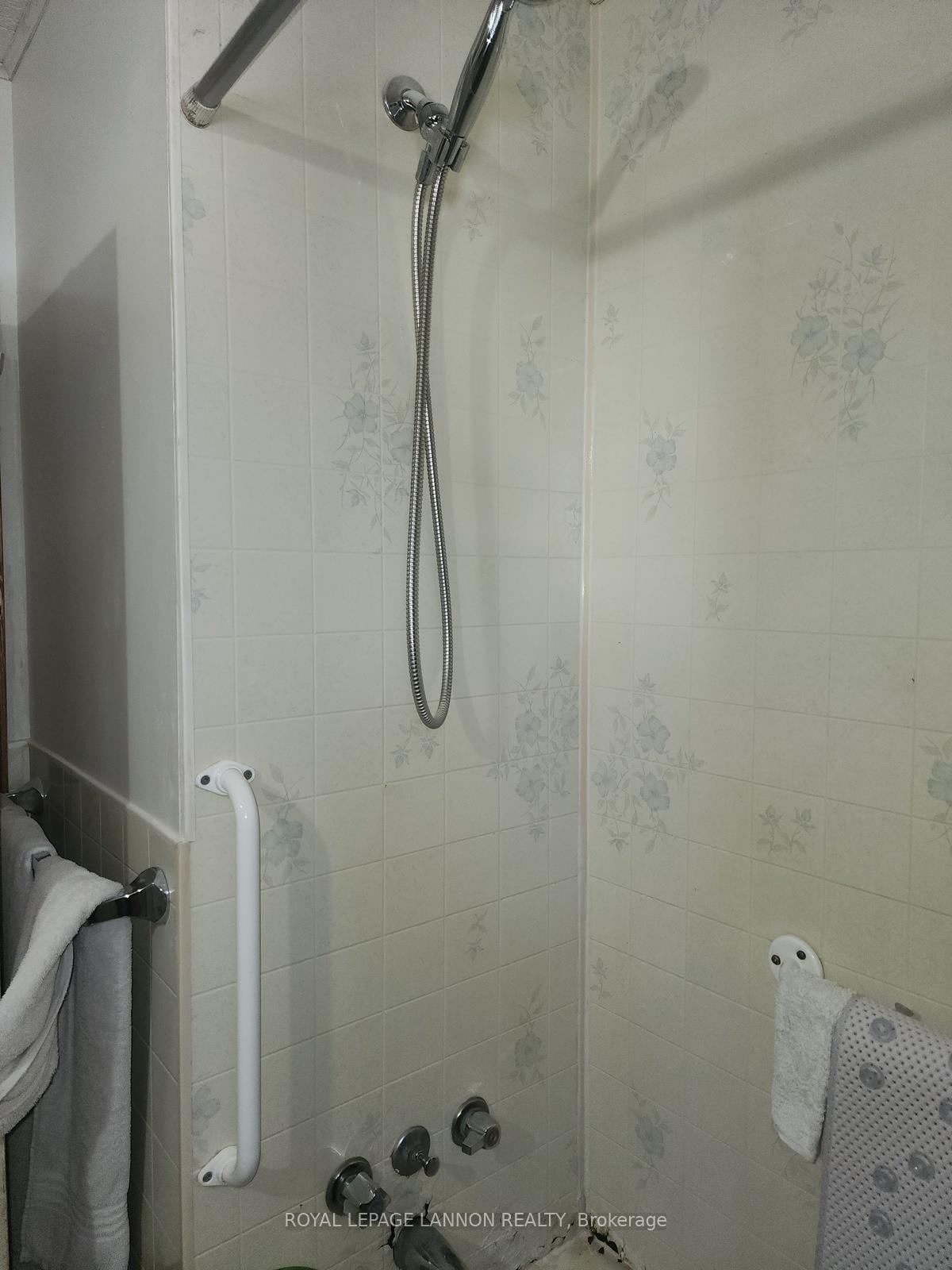 Photo 13 of 216 Main, Schreiber, TB-88 — HOMEH
